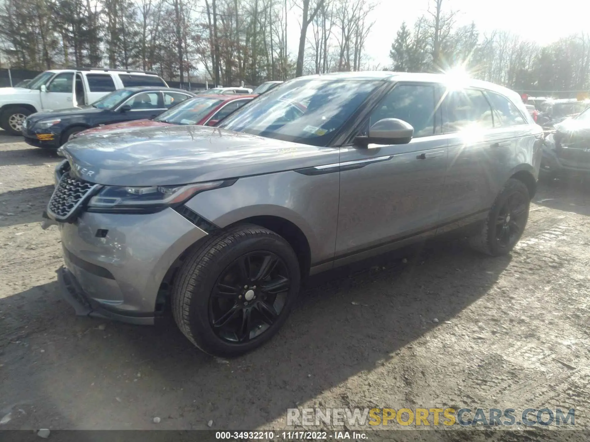 2 fotografías del automóvil dañado SALYB2EX5LA268192 LAND ROVER RANGE ROVER VELAR 2020