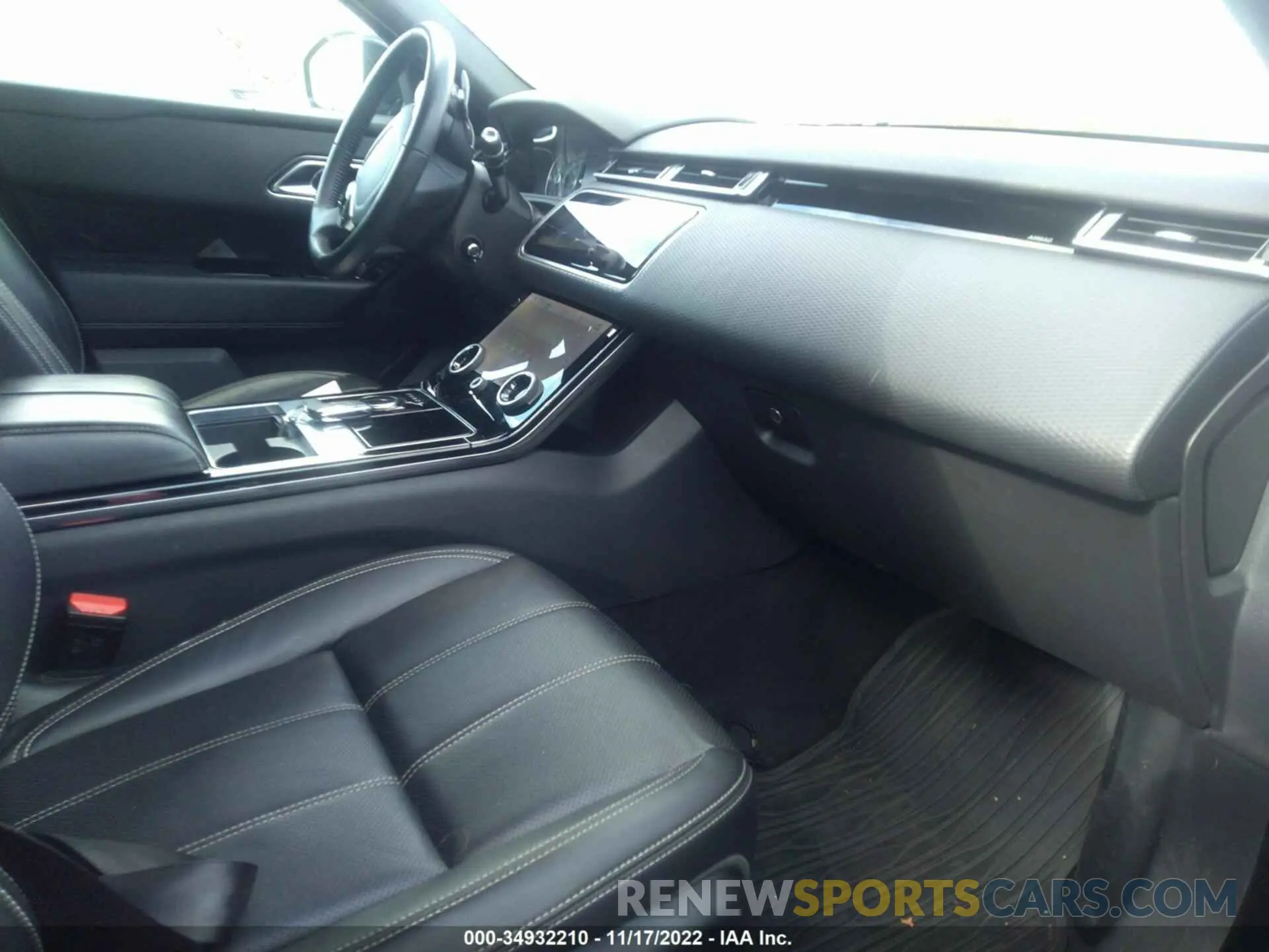5 fotografías del automóvil dañado SALYB2EX5LA268192 LAND ROVER RANGE ROVER VELAR 2020