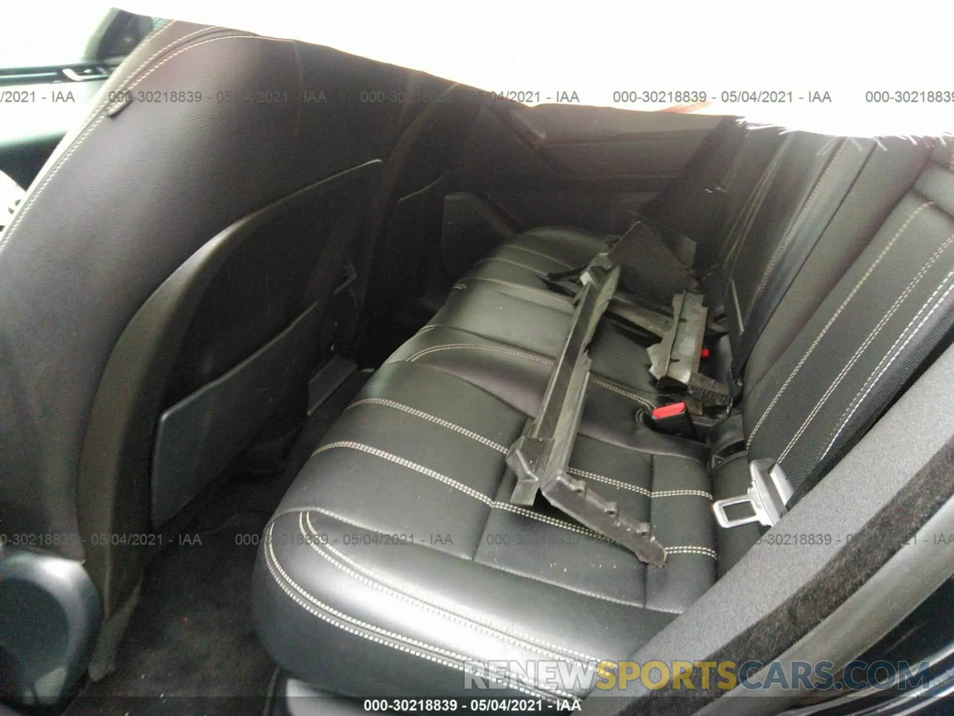 8 fotografías del automóvil dañado SALYB2EX6LA248582 LAND ROVER RANGE ROVER VELAR 2020