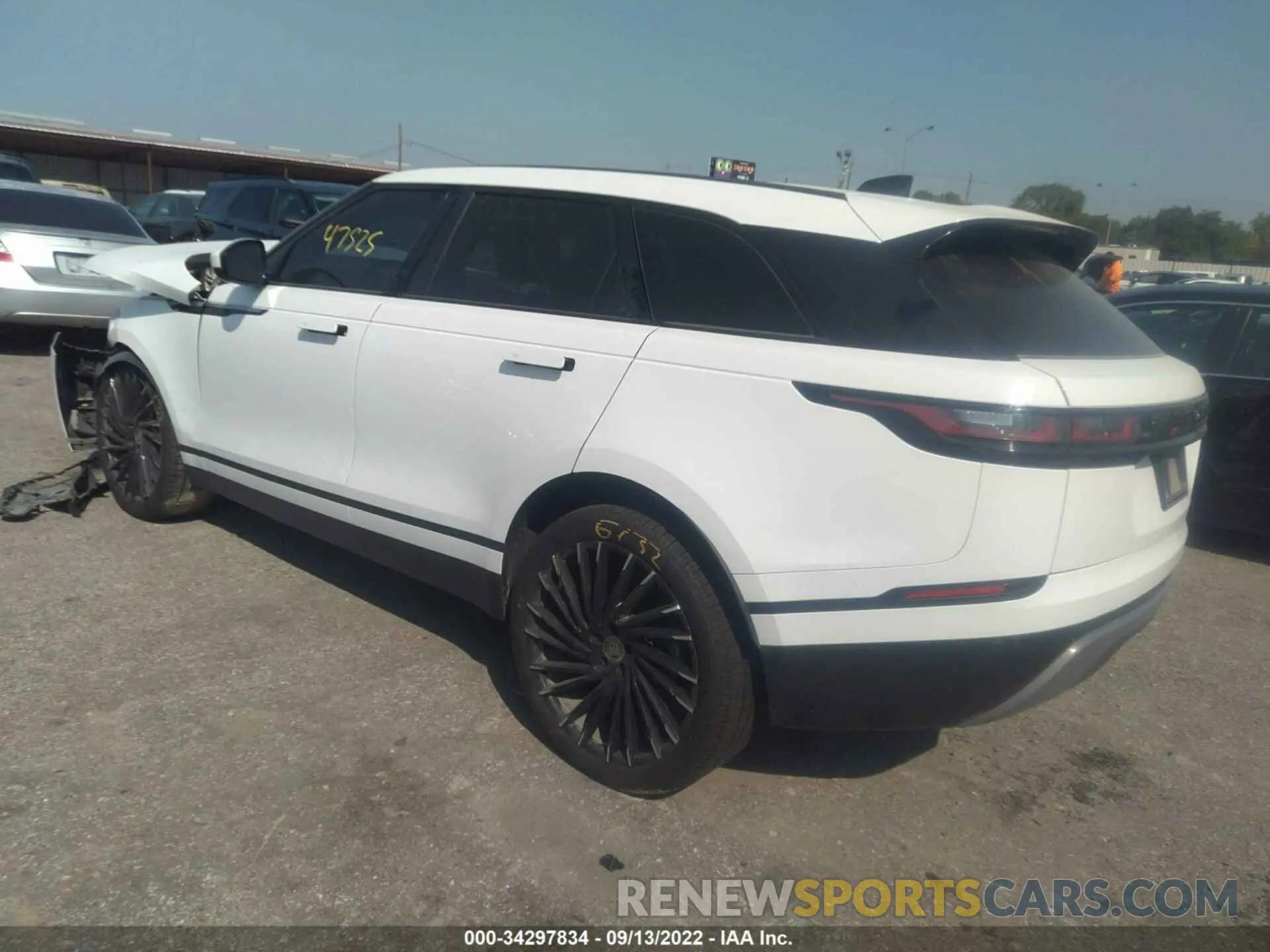 3 fotografías del automóvil dañado SALYB2EX6LA261204 LAND ROVER RANGE ROVER VELAR 2020