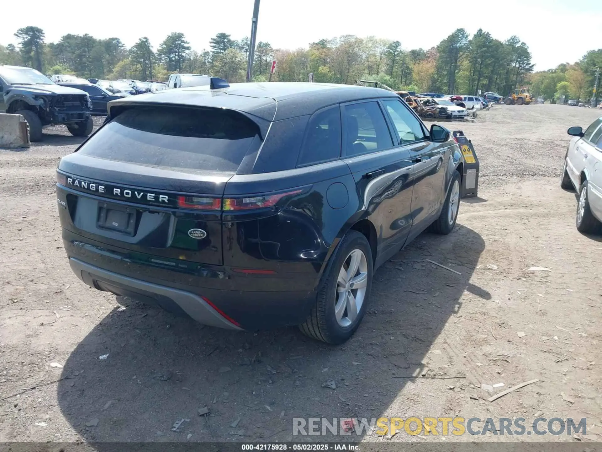 4 fotografías del automóvil dañado SALYB2EX8LA265495 LAND ROVER RANGE ROVER VELAR 2020