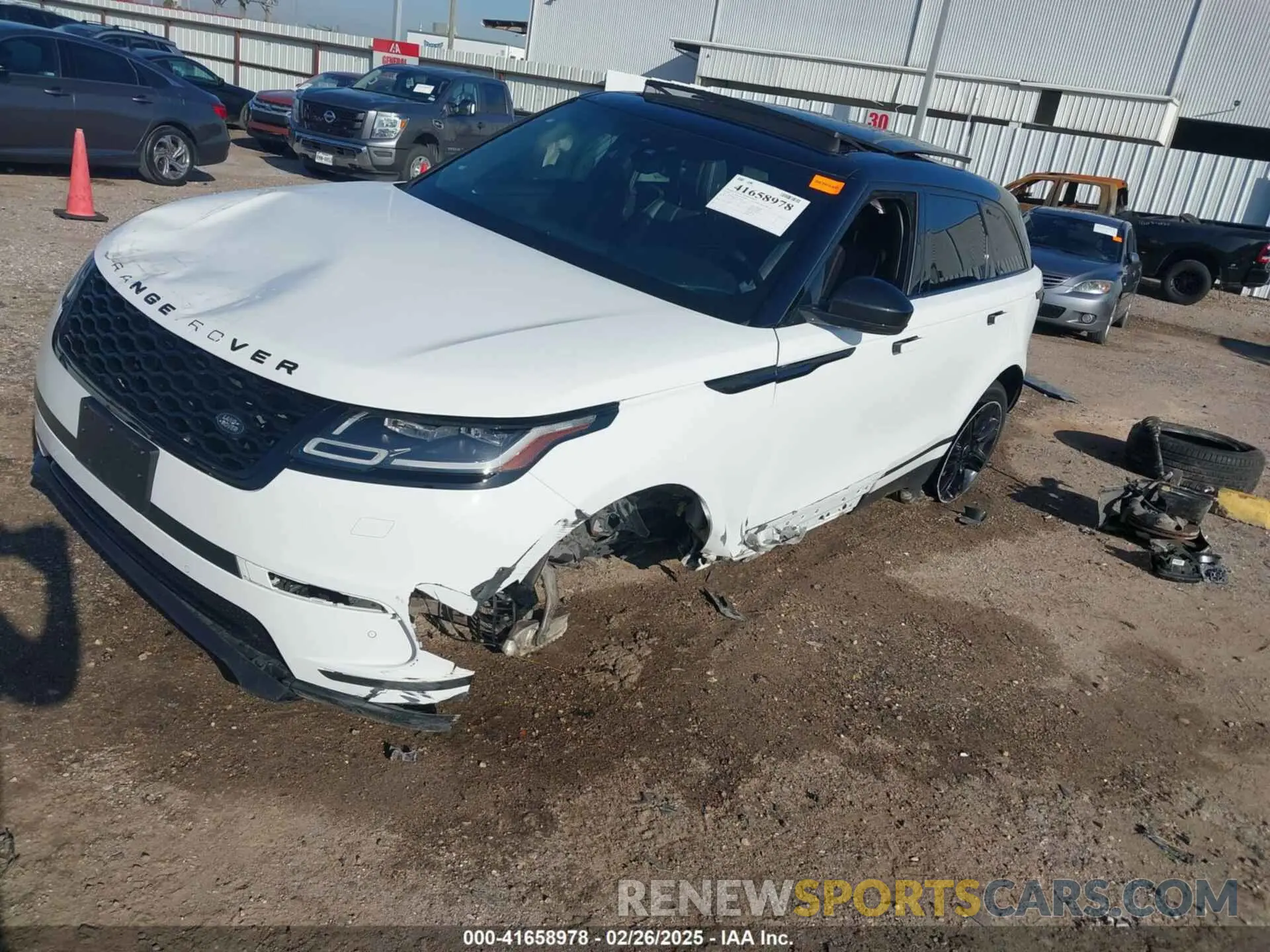 2 fotografías del automóvil dañado SALYB2EX9LA289398 LAND ROVER RANGE ROVER VELAR 2020