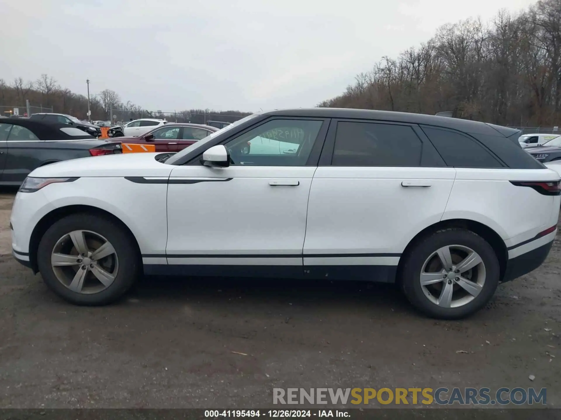14 fotografías del automóvil dañado SALYB2EXXLA269810 LAND ROVER RANGE ROVER VELAR 2020
