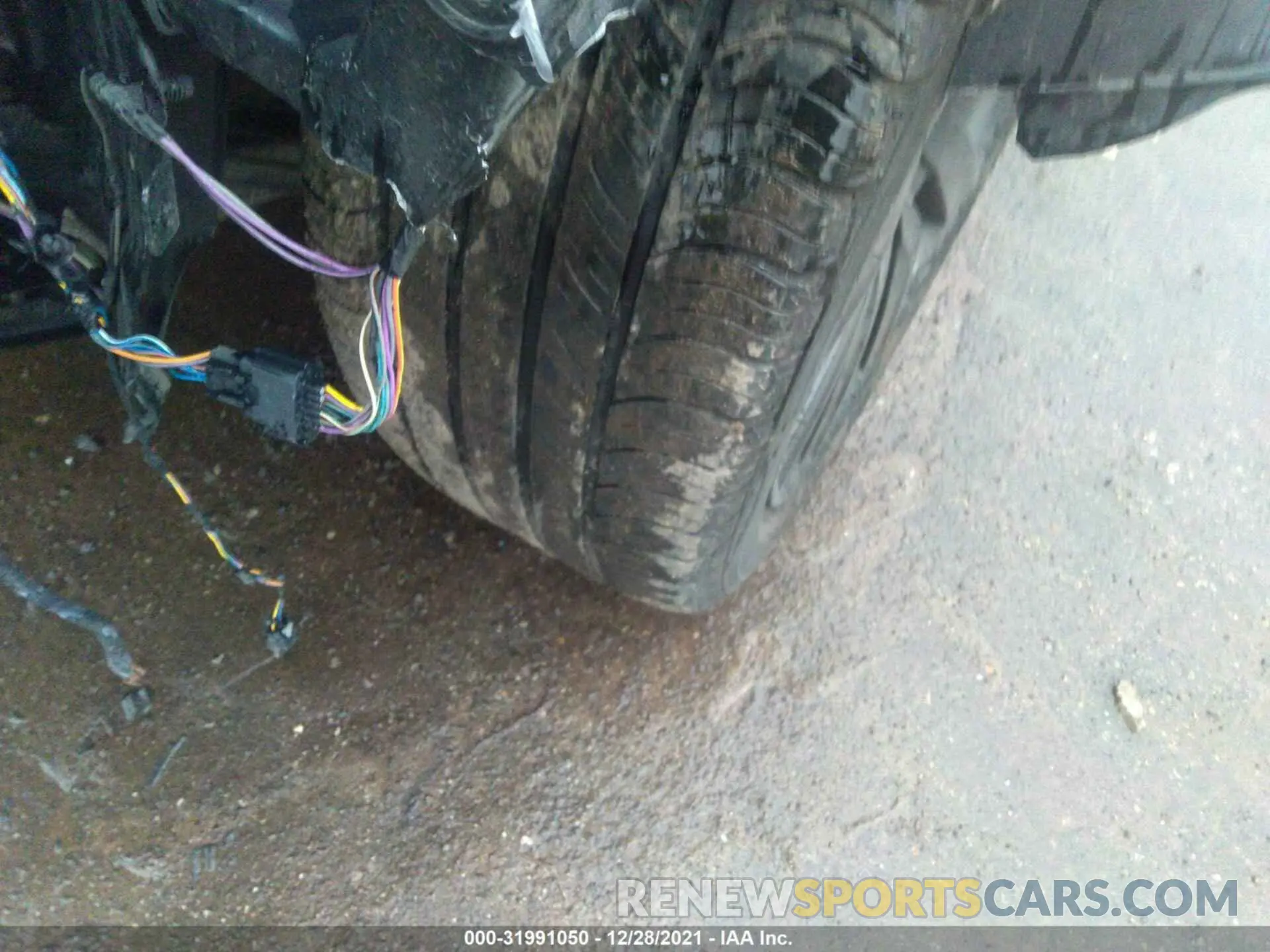 13 fotografías del automóvil dañado SALYB2FV0LA254892 LAND ROVER RANGE ROVER VELAR 2020