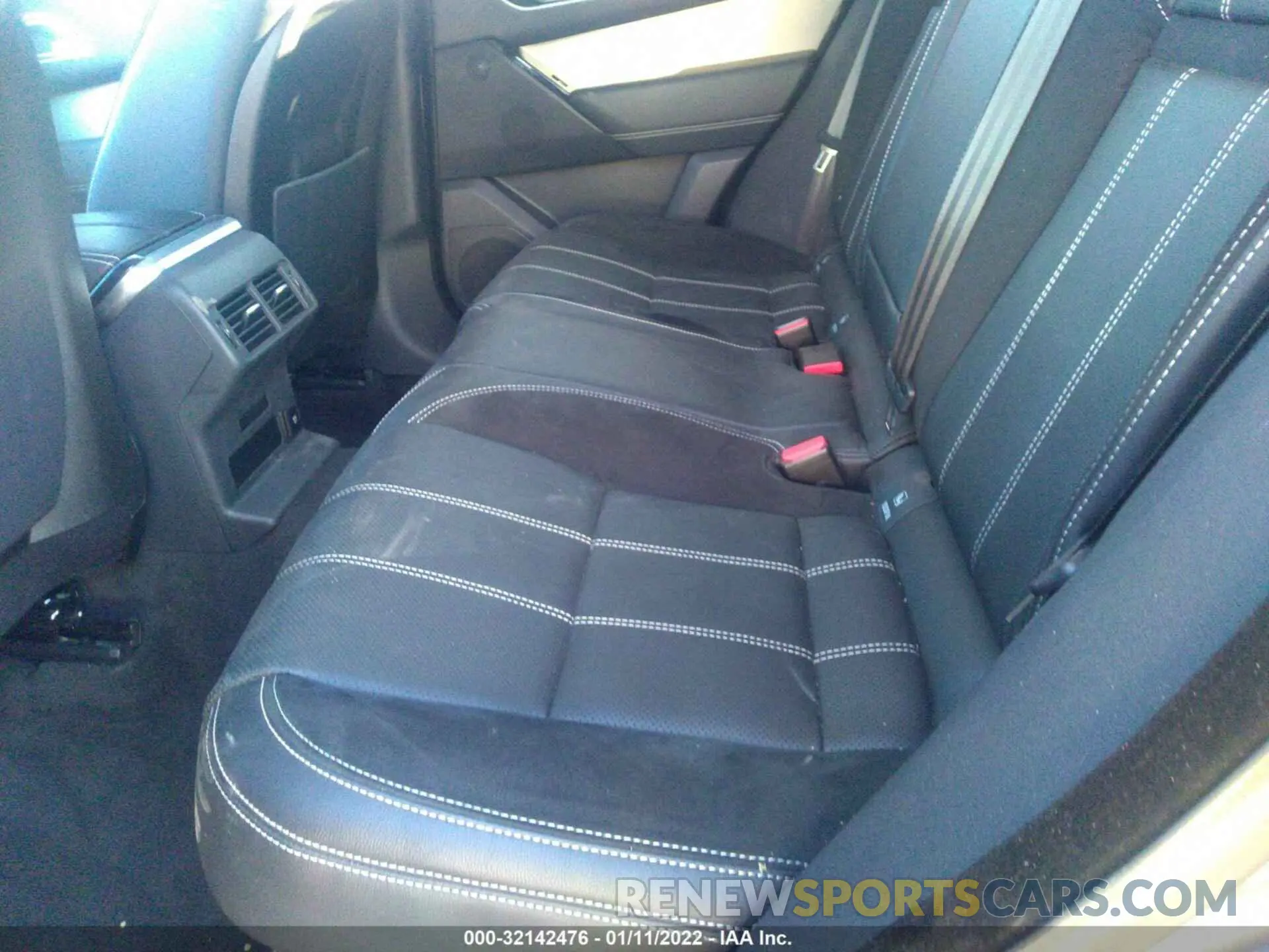 8 fotografías del automóvil dañado SALYB2FV6LA251611 LAND ROVER RANGE ROVER VELAR 2020