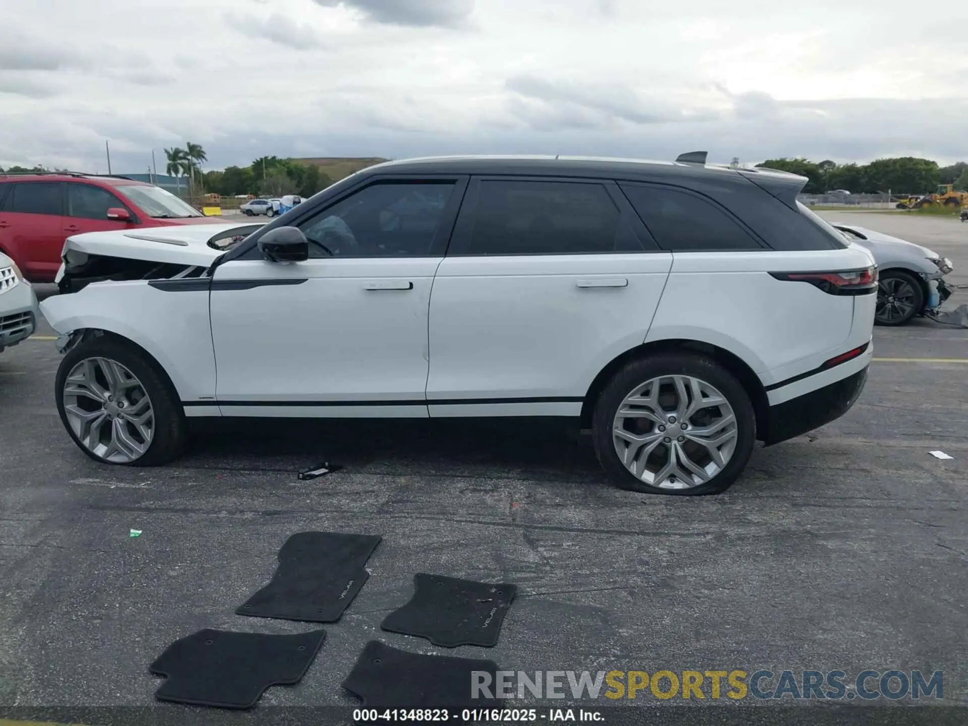 15 fotografías del automóvil dañado SALYK2EX1LA280629 LAND ROVER RANGE ROVER VELAR 2020