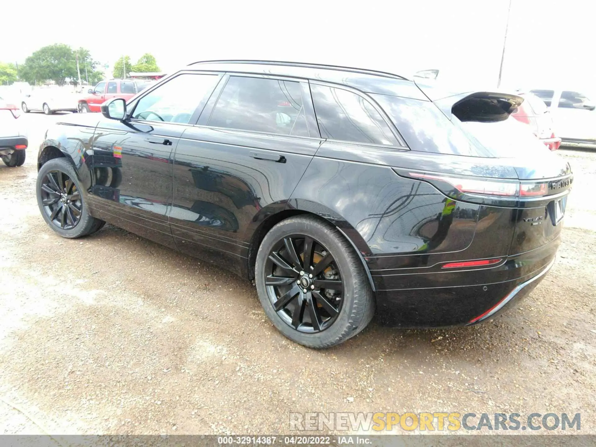 3 fotografías del automóvil dañado SALYK2EX1LA286348 LAND ROVER RANGE ROVER VELAR 2020