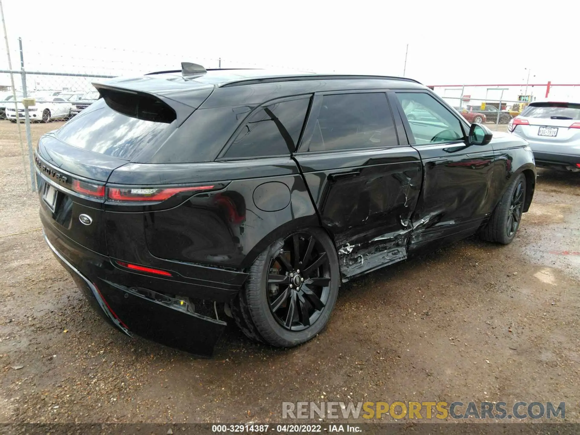 4 fotografías del automóvil dañado SALYK2EX1LA286348 LAND ROVER RANGE ROVER VELAR 2020
