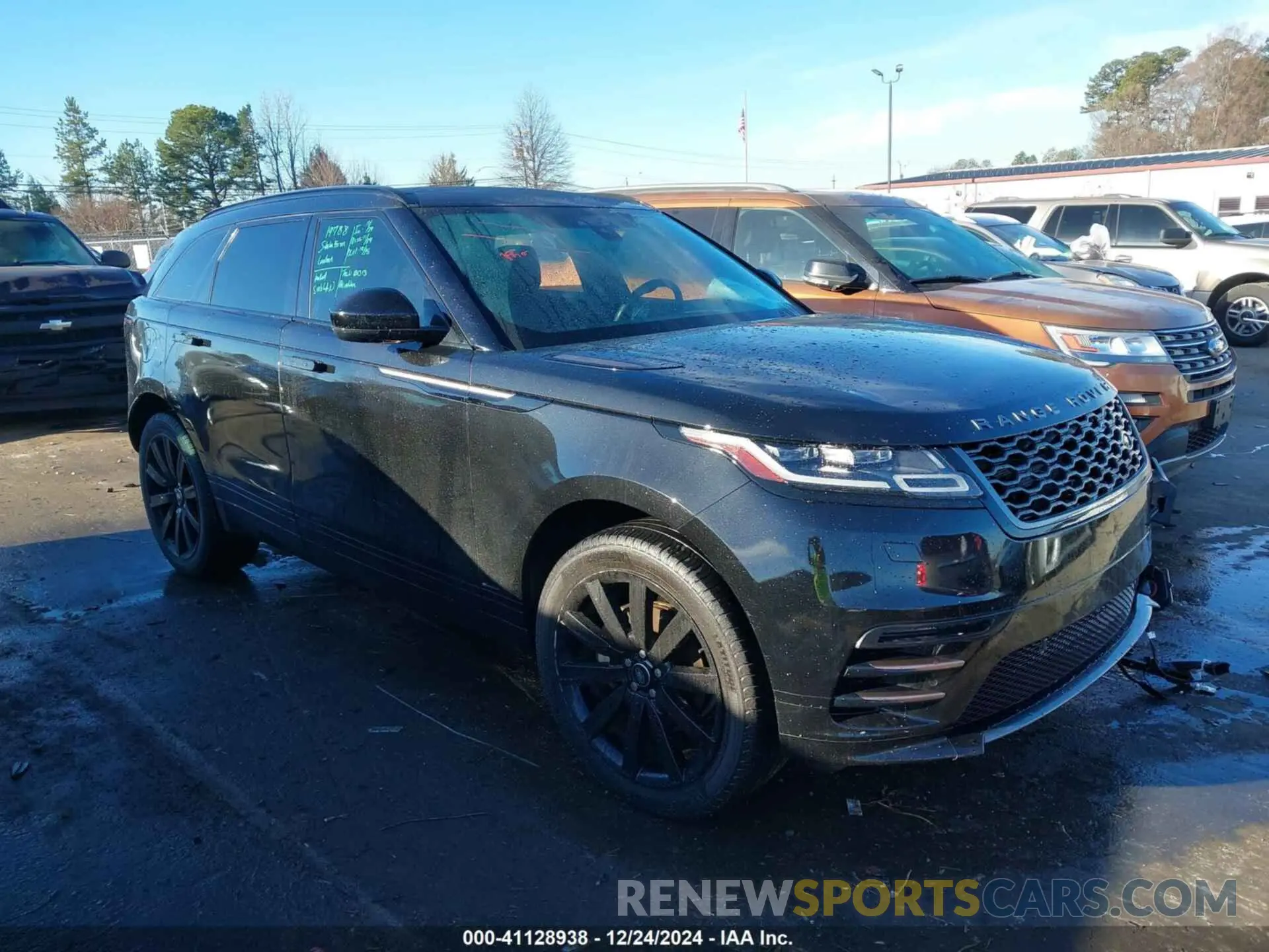 13 fotografías del automóvil dañado SALYK2EX2LA240334 LAND ROVER RANGE ROVER VELAR 2020