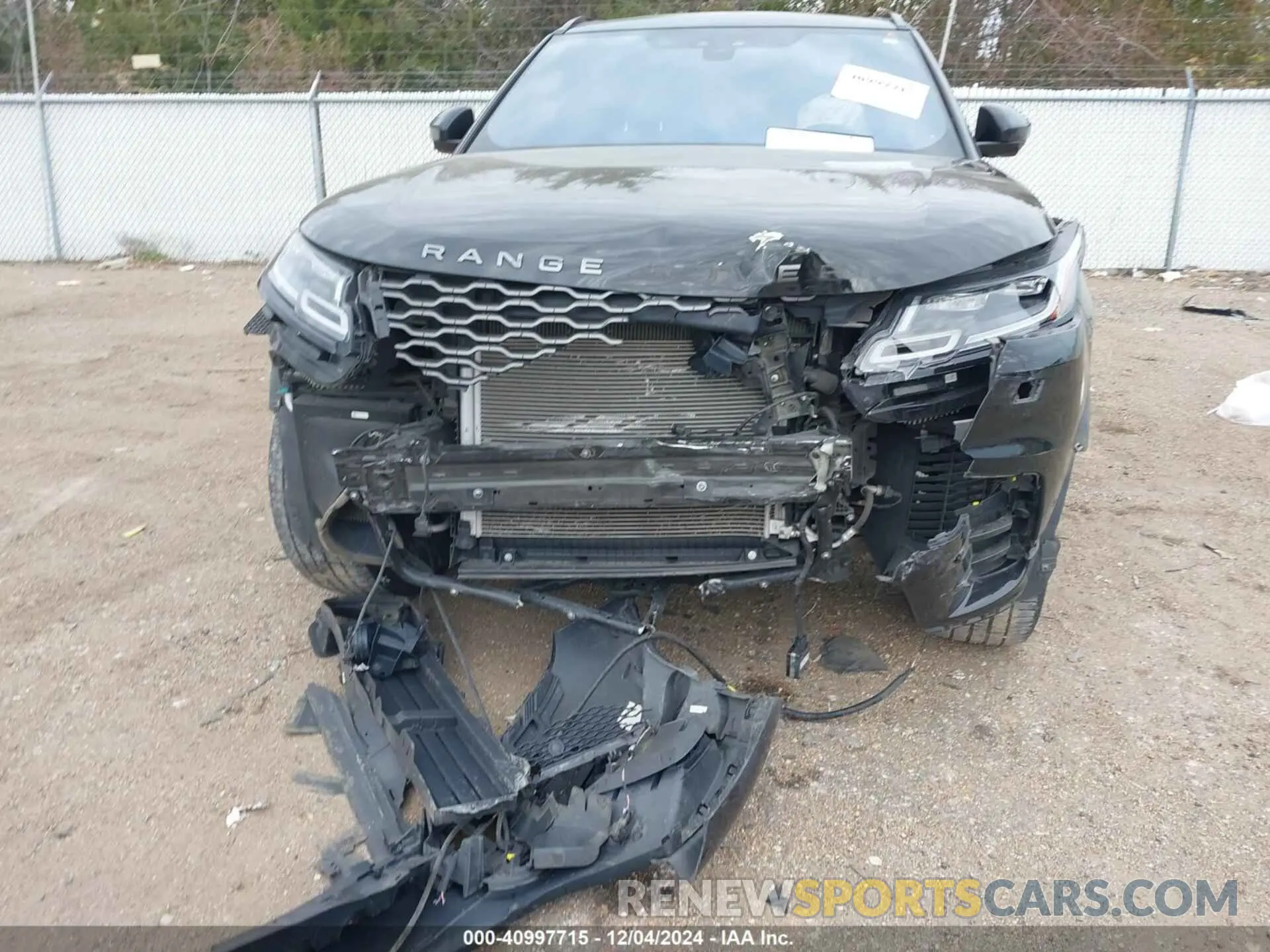 6 fotografías del automóvil dañado SALYK2EX2LA246215 LAND ROVER RANGE ROVER VELAR 2020