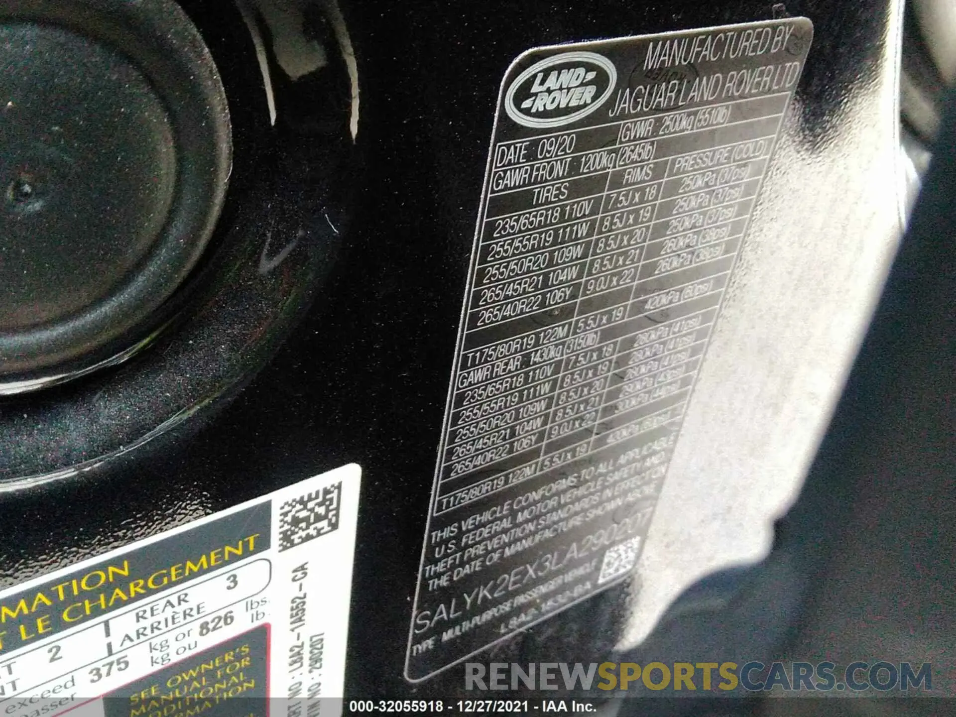 9 fotografías del automóvil dañado SALYK2EX3LA290207 LAND ROVER RANGE ROVER VELAR 2020