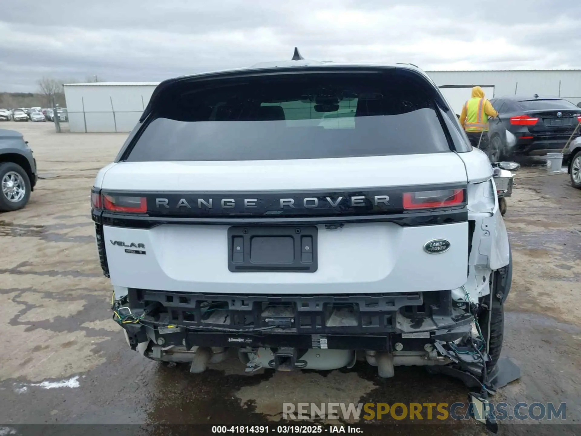 17 fotografías del automóvil dañado SALYK2EX3LA291471 LAND ROVER RANGE ROVER VELAR 2020
