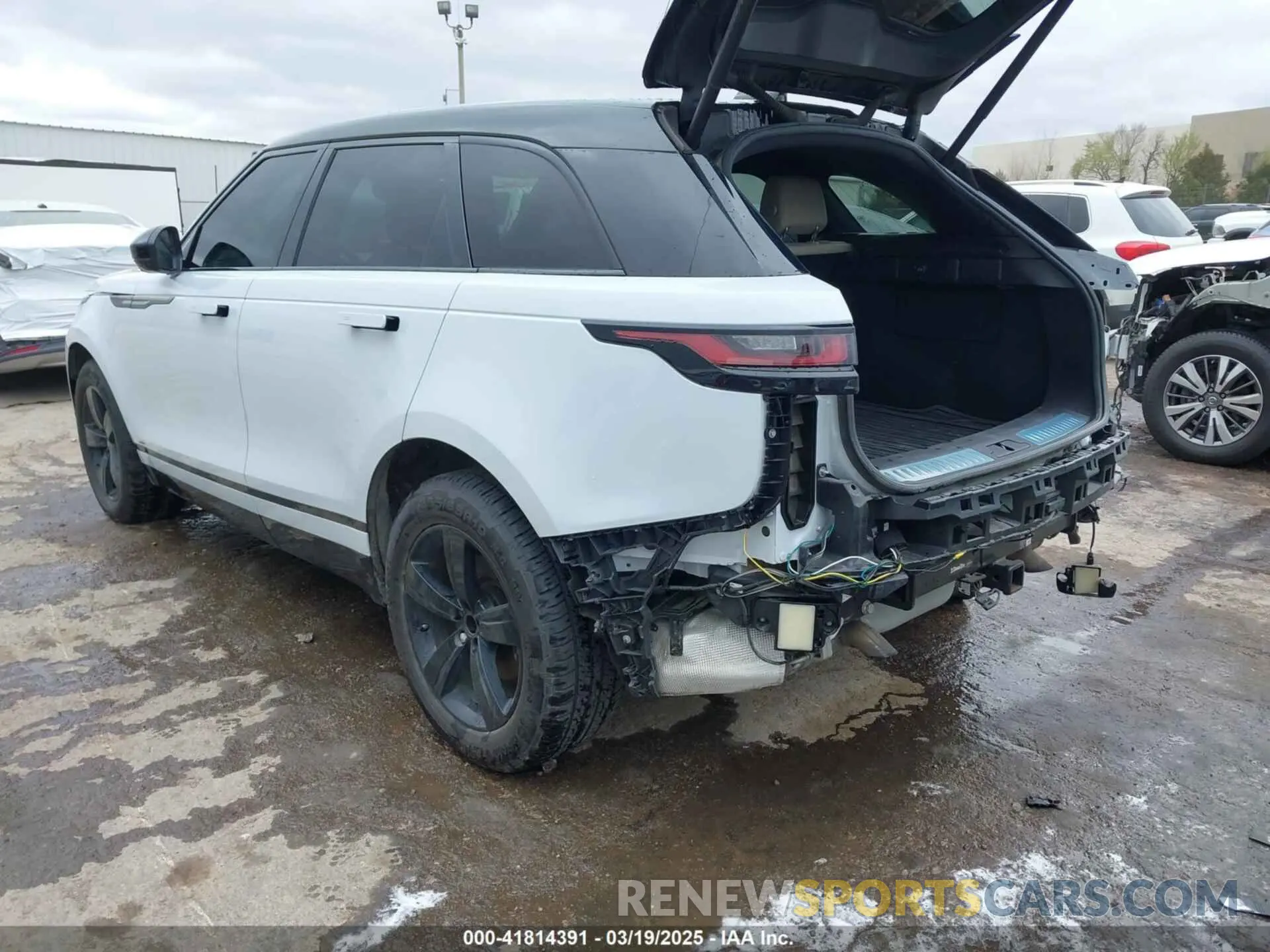 3 fotografías del automóvil dañado SALYK2EX3LA291471 LAND ROVER RANGE ROVER VELAR 2020