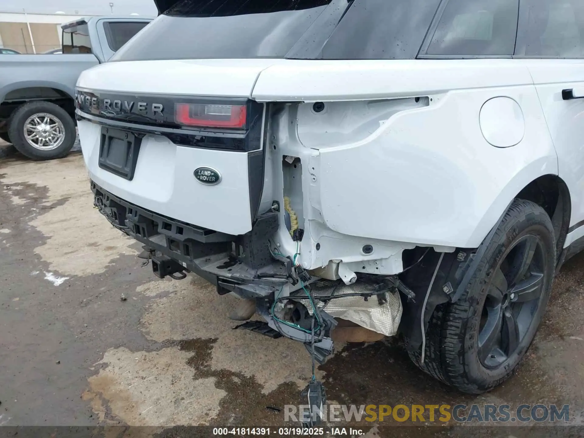 6 fotografías del automóvil dañado SALYK2EX3LA291471 LAND ROVER RANGE ROVER VELAR 2020