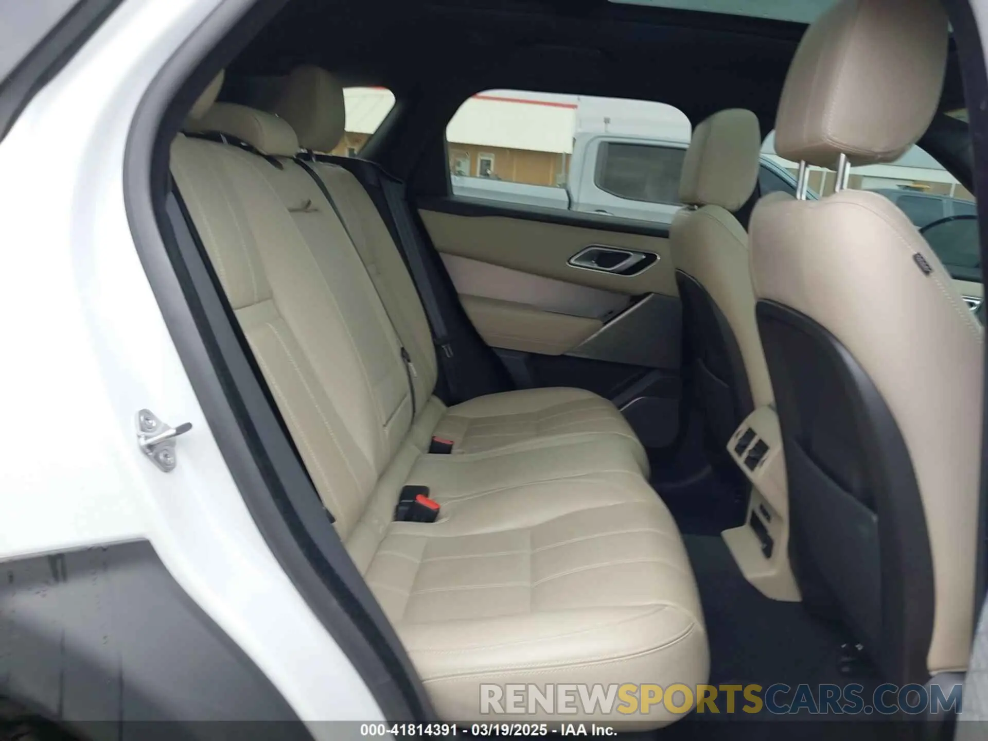 8 fotografías del automóvil dañado SALYK2EX3LA291471 LAND ROVER RANGE ROVER VELAR 2020