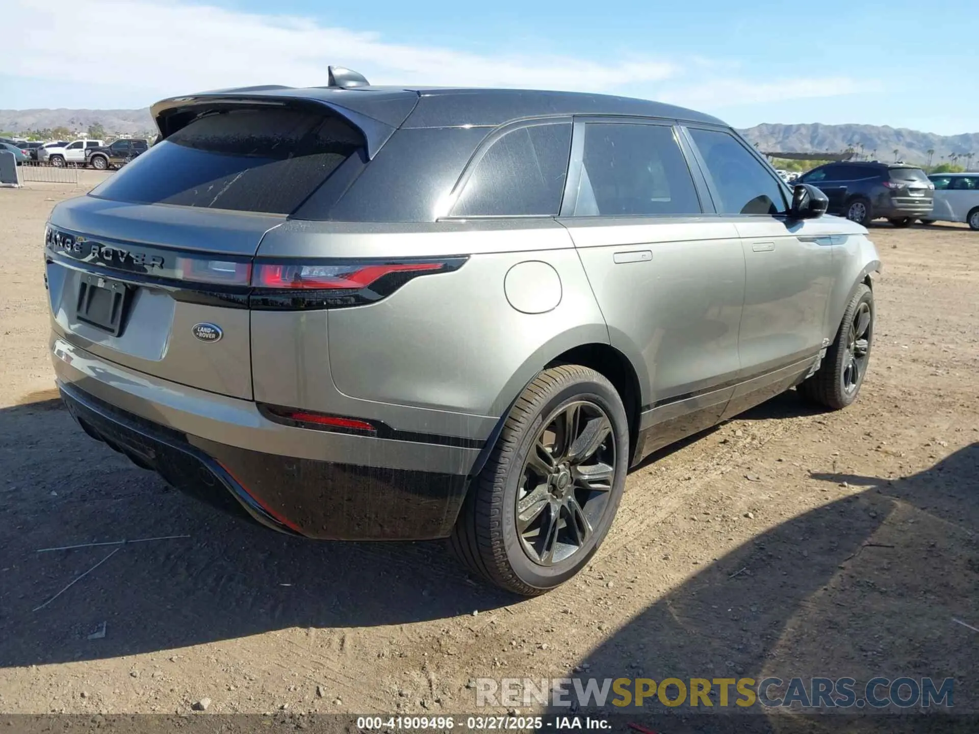 4 fotografías del automóvil dañado SALYK2EX5LA296087 LAND ROVER RANGE ROVER VELAR 2020