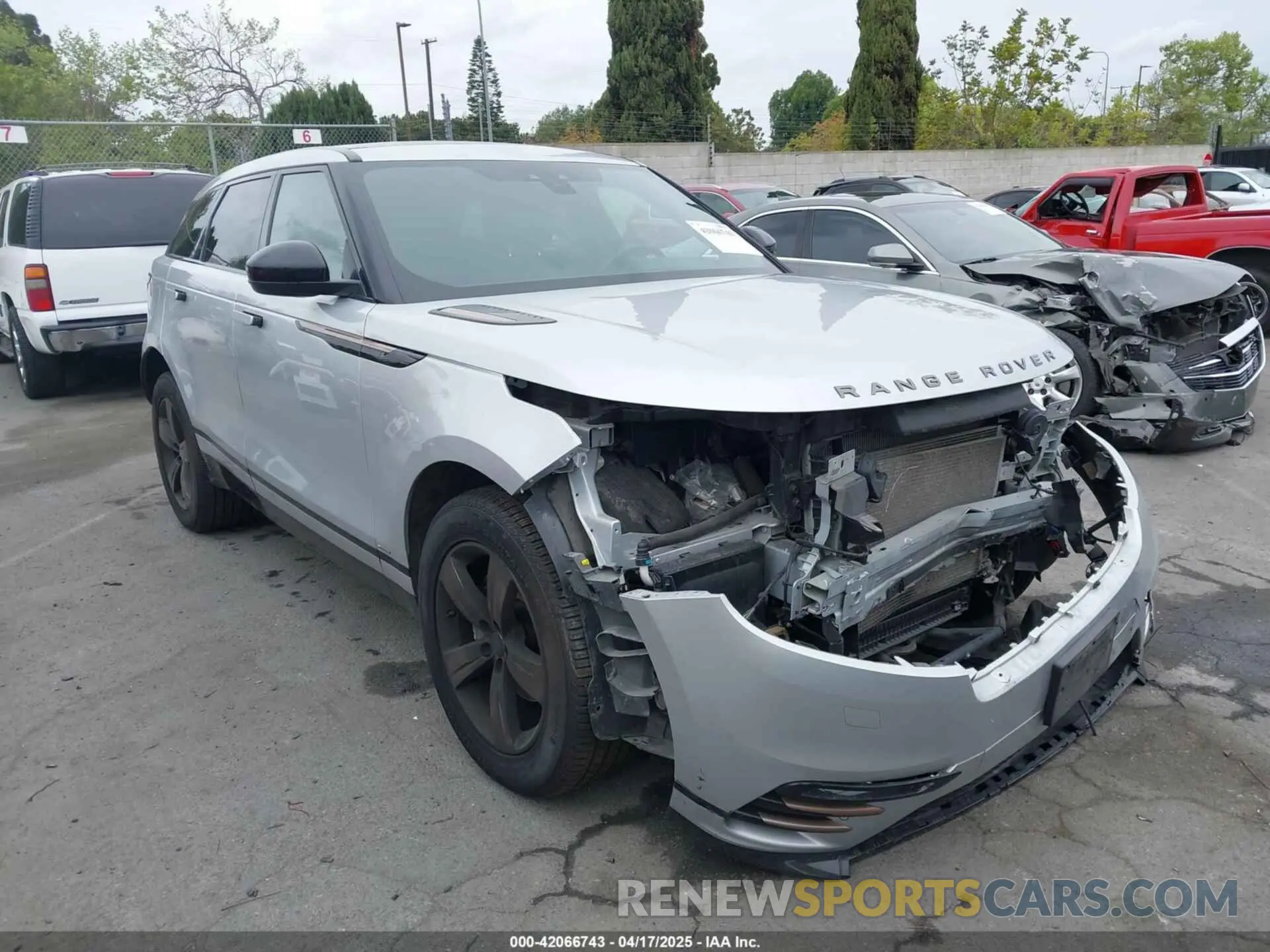 1 fotografías del automóvil dañado SALYK2EX7LA242015 LAND ROVER RANGE ROVER VELAR 2020