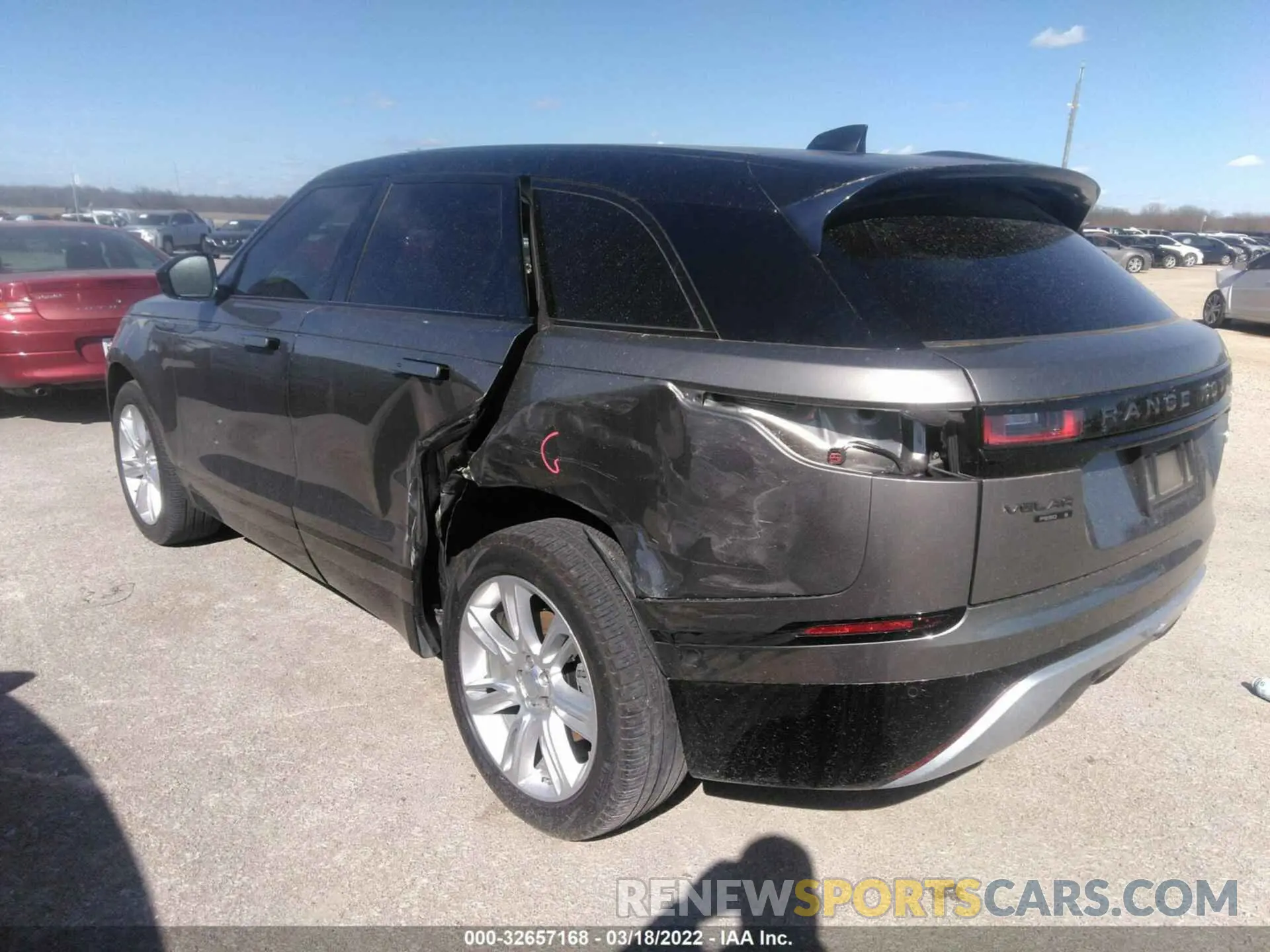 3 fotografías del automóvil dañado SALYK2EX8LA237986 LAND ROVER RANGE ROVER VELAR 2020