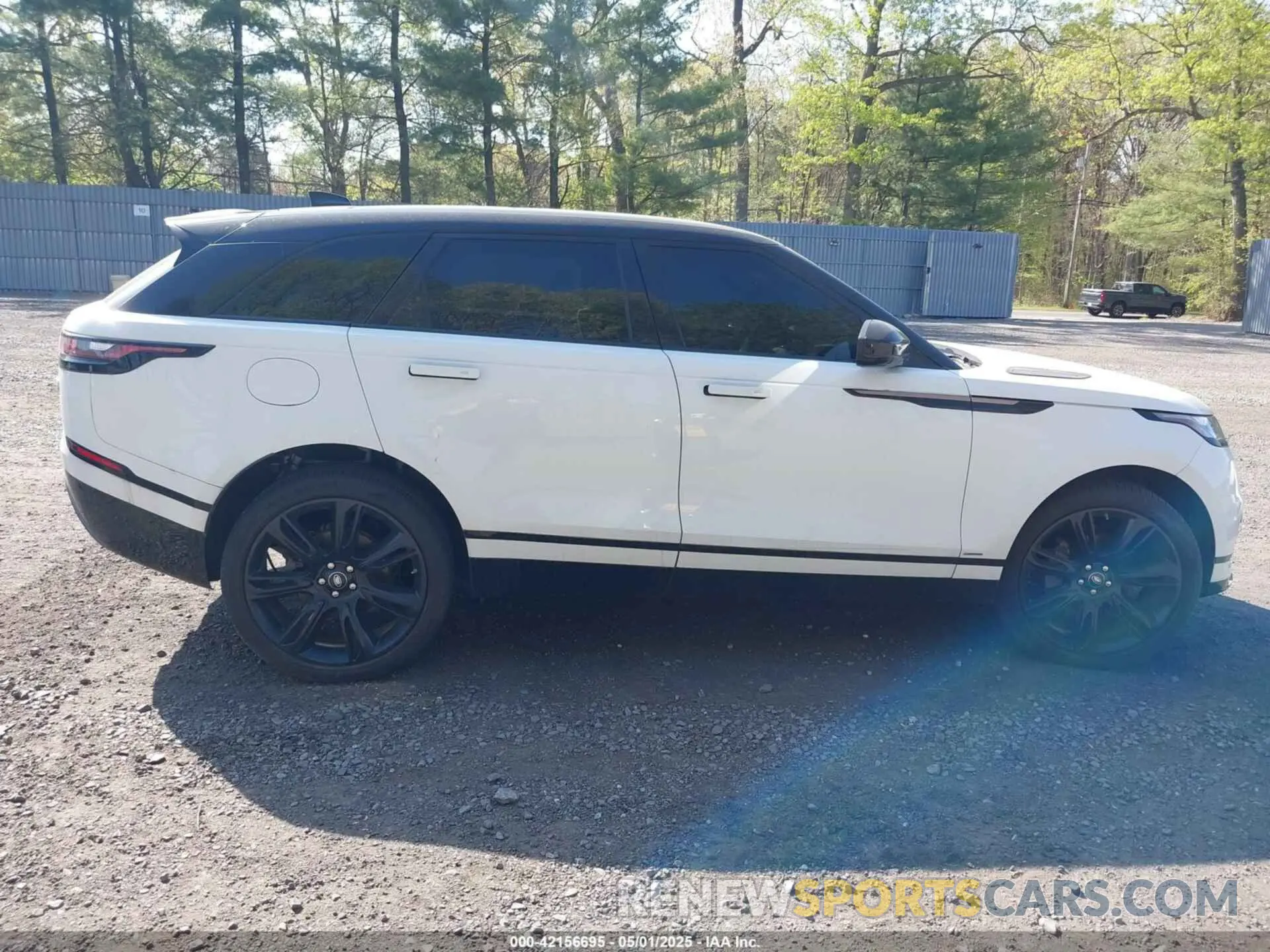 13 fotografías del automóvil dañado SALYK2EX9LA261388 LAND ROVER RANGE ROVER VELAR 2020