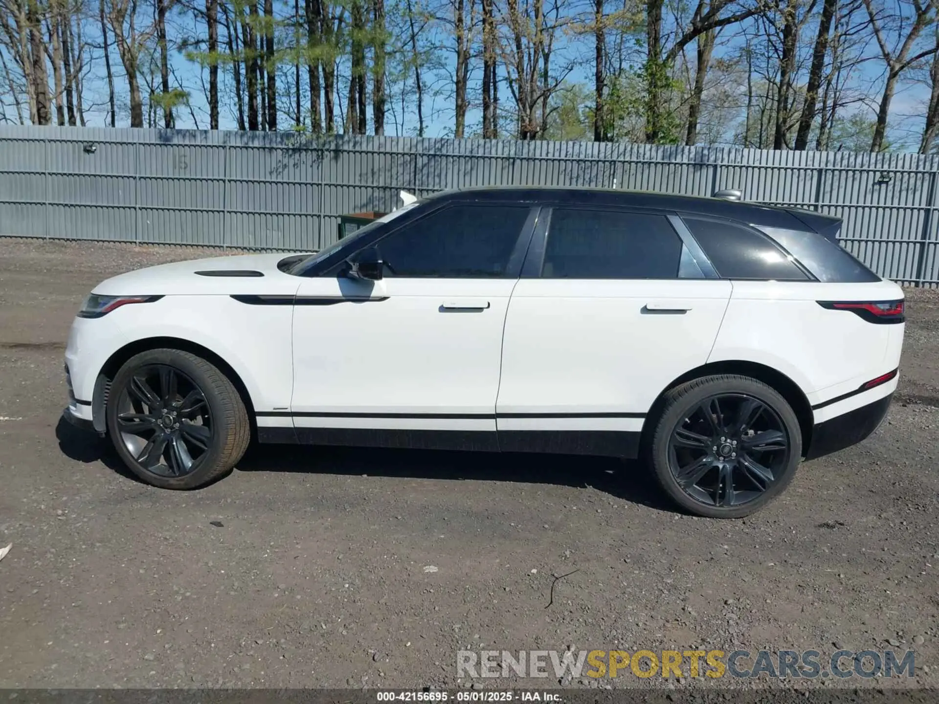14 fotografías del automóvil dañado SALYK2EX9LA261388 LAND ROVER RANGE ROVER VELAR 2020