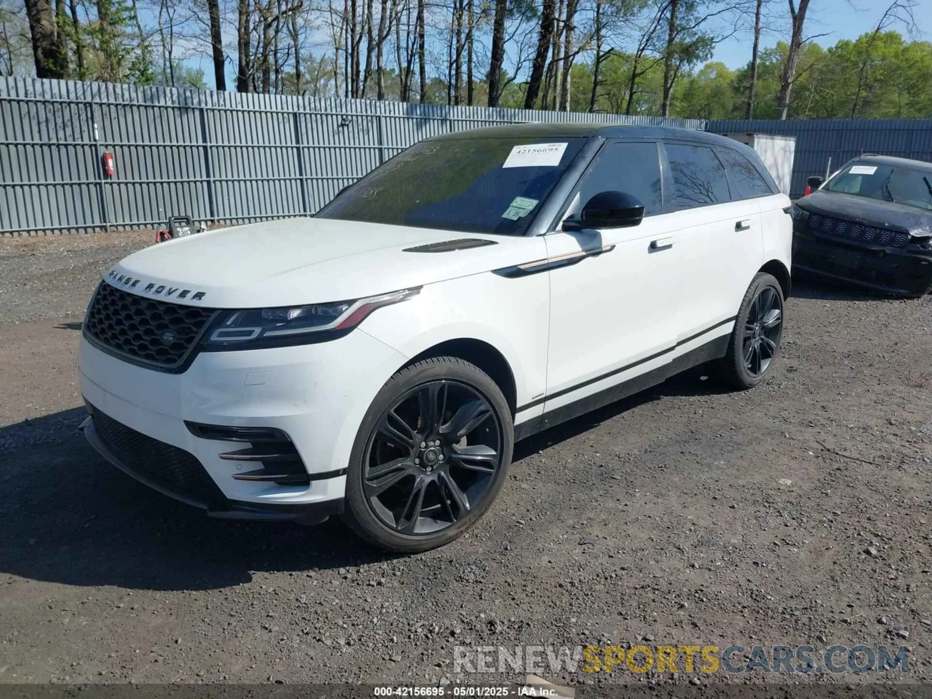 2 fotografías del automóvil dañado SALYK2EX9LA261388 LAND ROVER RANGE ROVER VELAR 2020