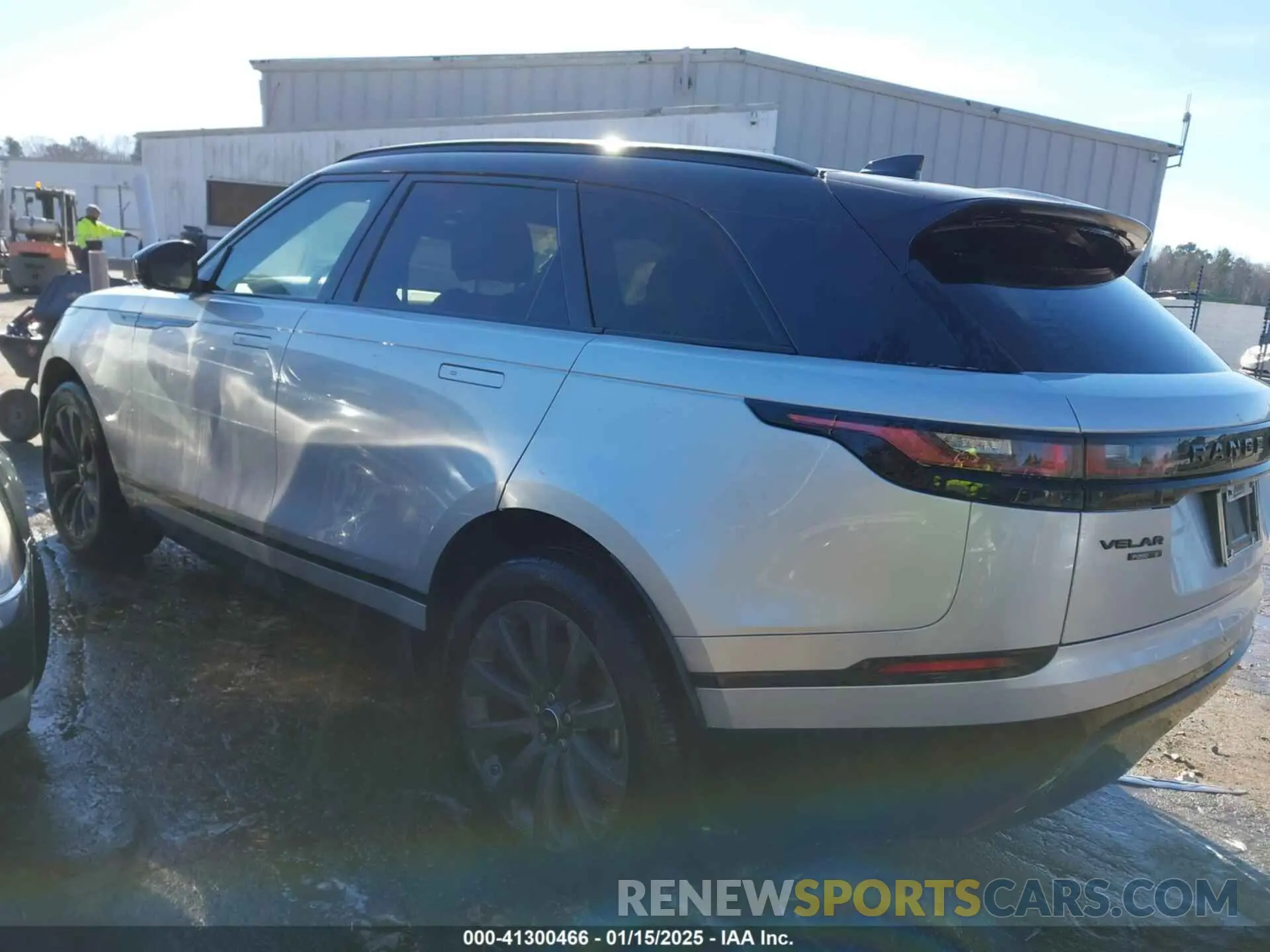3 fotografías del automóvil dañado SALYK2EX9LA275226 LAND ROVER RANGE ROVER VELAR 2020