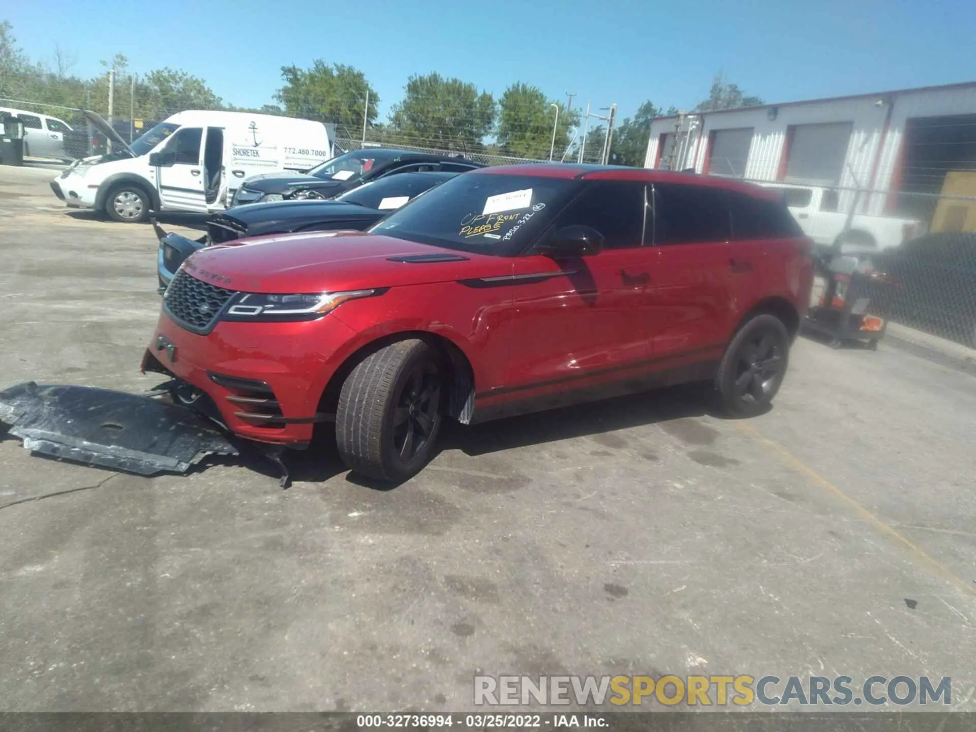 2 fotografías del automóvil dañado SALYK2EXXLA253445 LAND ROVER RANGE ROVER VELAR 2020
