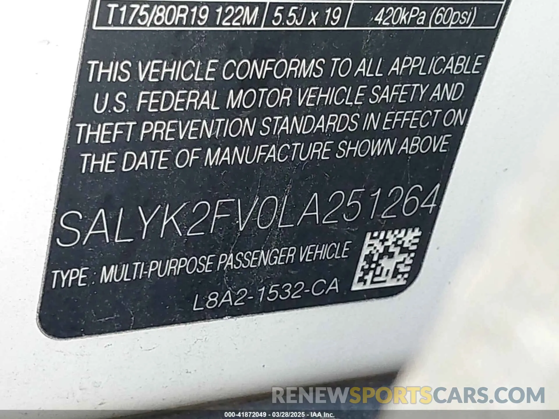 9 fotografías del automóvil dañado SALYK2FV0LA251264 LAND ROVER RANGE ROVER VELAR 2020