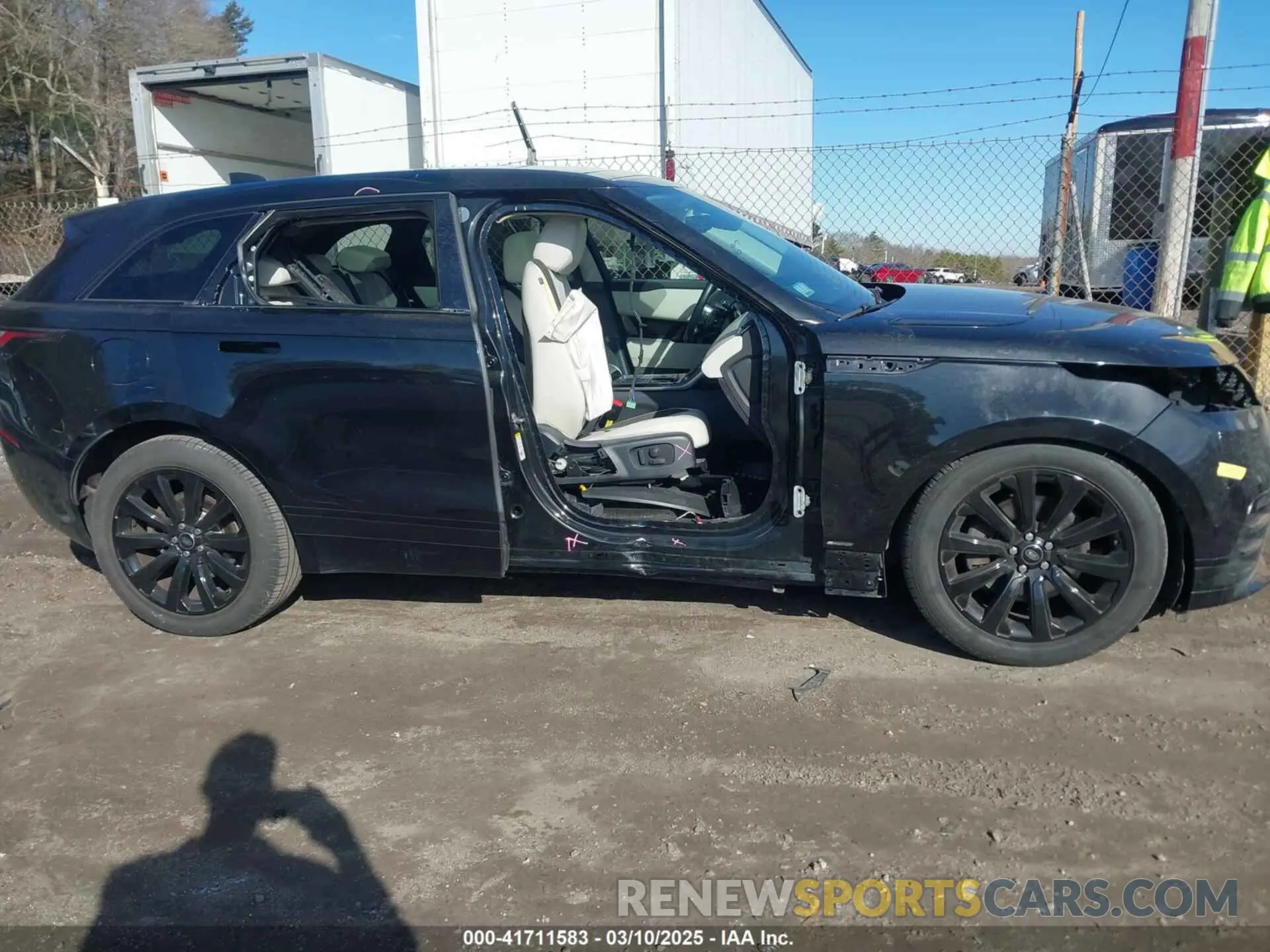 14 fotografías del automóvil dañado SALYK2FV7LA249589 LAND ROVER RANGE ROVER VELAR 2020