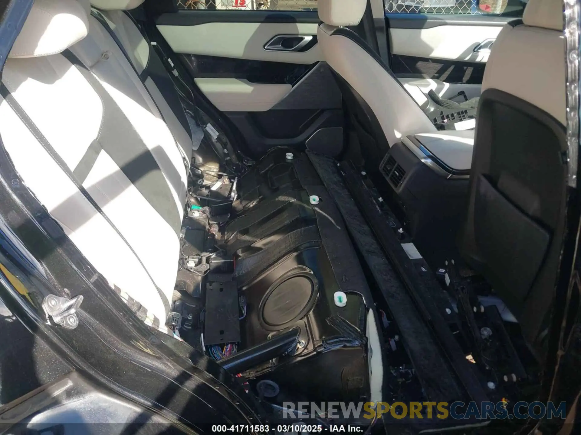 8 fotografías del automóvil dañado SALYK2FV7LA249589 LAND ROVER RANGE ROVER VELAR 2020