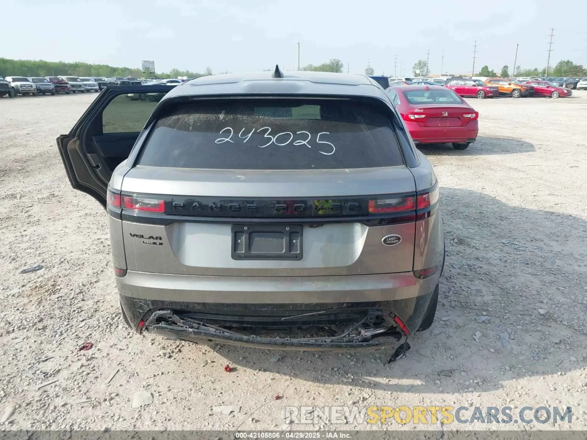 16 fotografías del automóvil dañado SALYK2FV8LA243025 LAND ROVER RANGE ROVER VELAR 2020