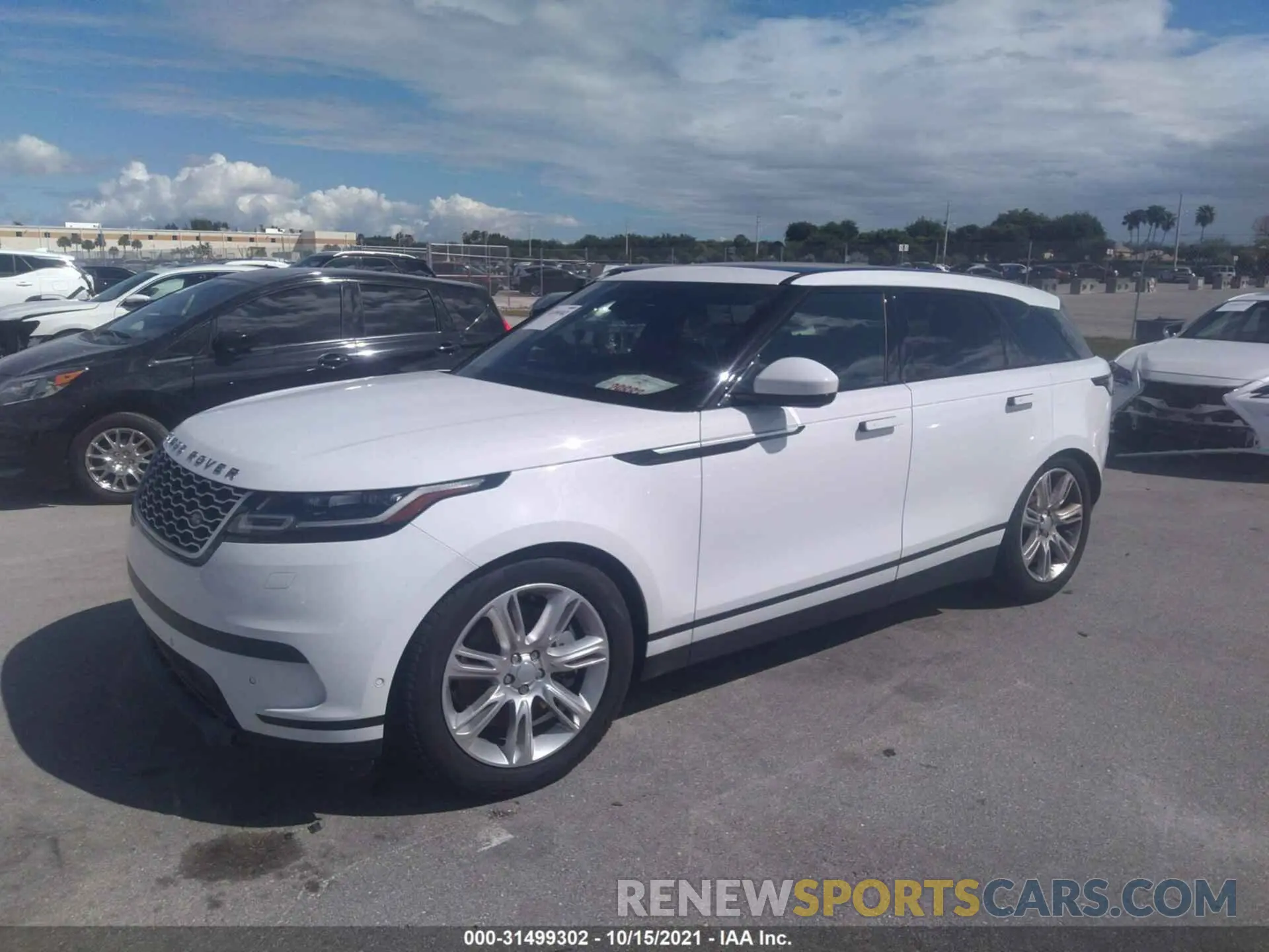 2 fotografías del automóvil dañado SALYJ2EU3MA312720 LAND ROVER RANGE ROVER VELAR 2021