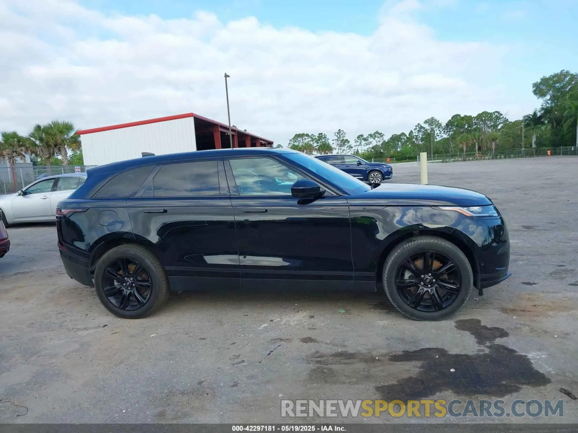 13 fotografías del automóvil dañado SALYJ2EX0MA326505 LAND ROVER RANGE ROVER VELAR 2021