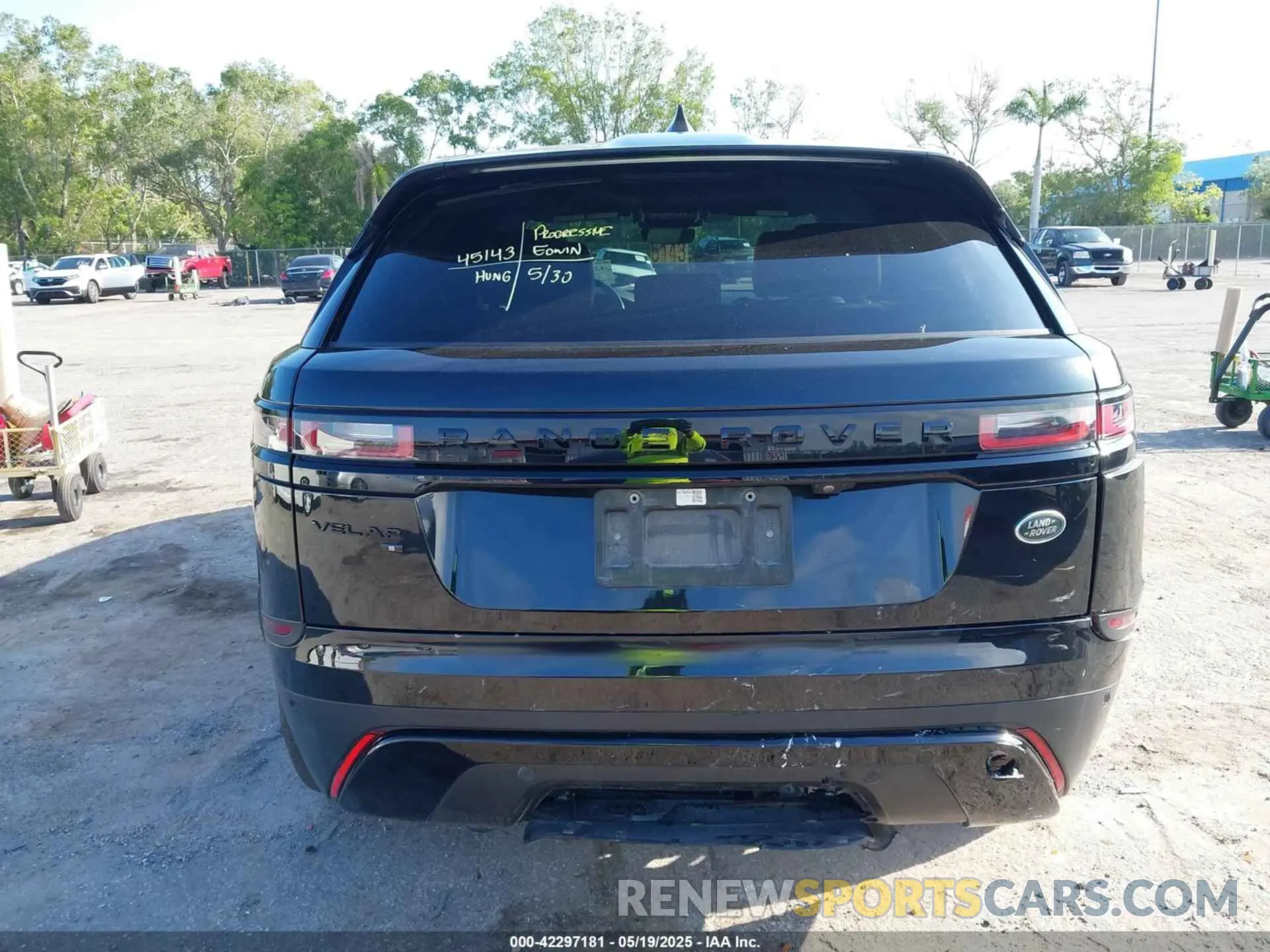6 fotografías del automóvil dañado SALYJ2EX0MA326505 LAND ROVER RANGE ROVER VELAR 2021