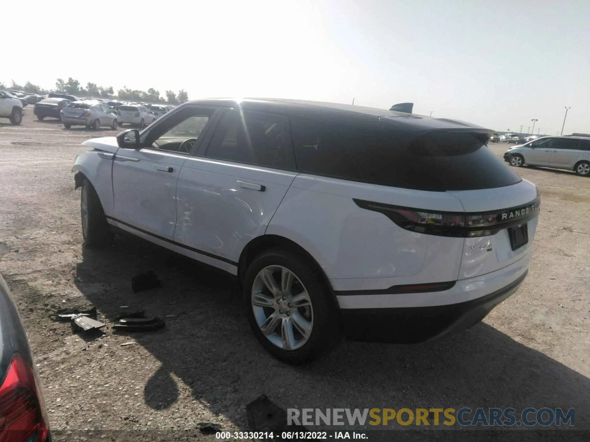 3 fotografías del automóvil dañado SALYJ2EX5MA299009 LAND ROVER RANGE ROVER VELAR 2021