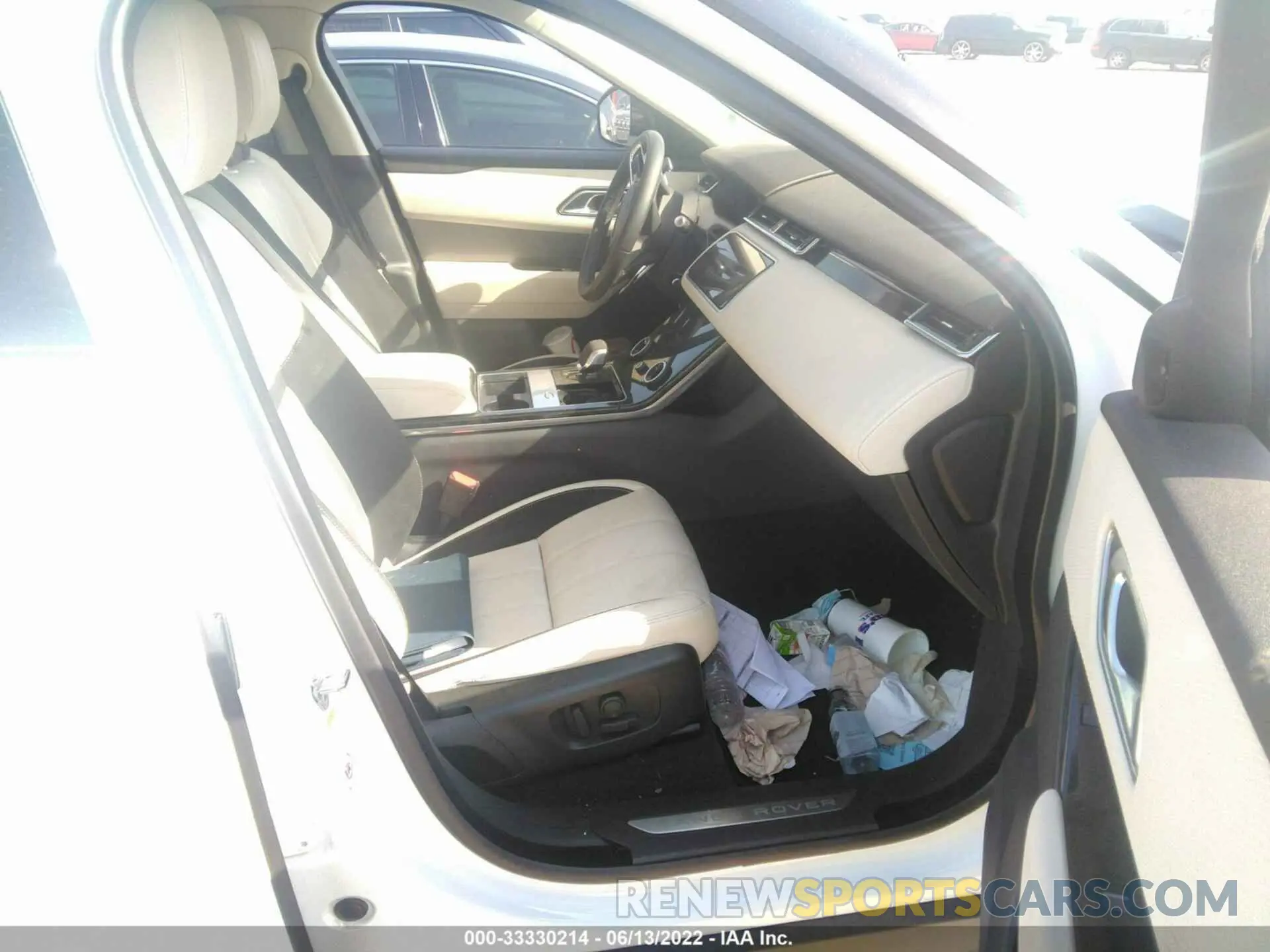 5 fotografías del automóvil dañado SALYJ2EX5MA299009 LAND ROVER RANGE ROVER VELAR 2021