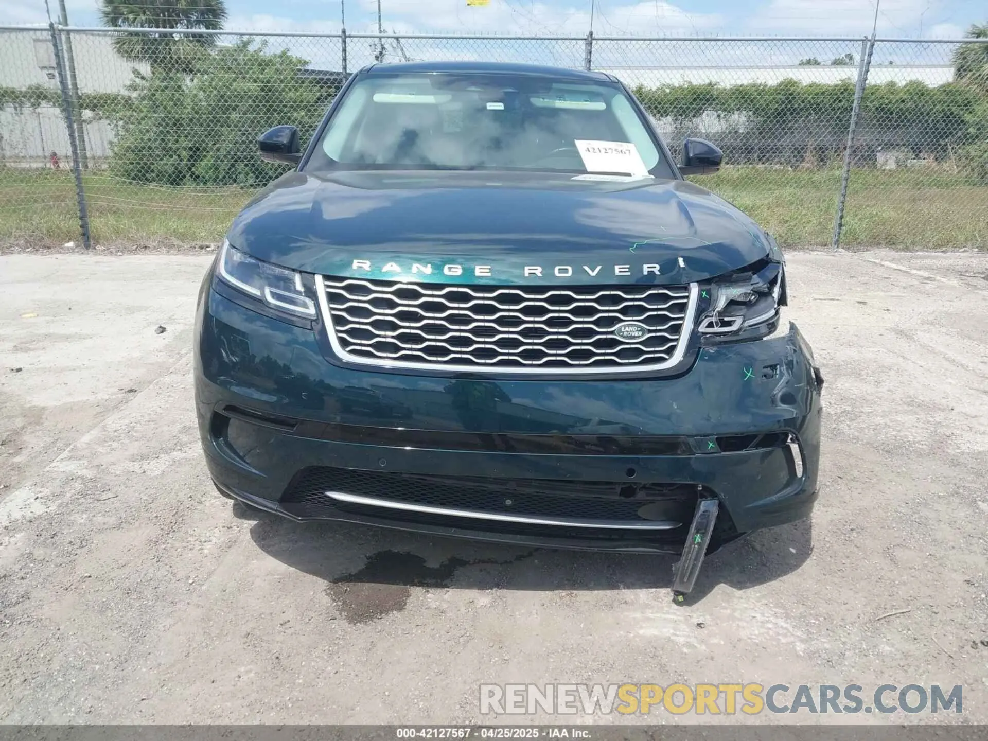 12 fotografías del automóvil dañado SALYJ2EX6MA317761 LAND ROVER RANGE ROVER VELAR 2021
