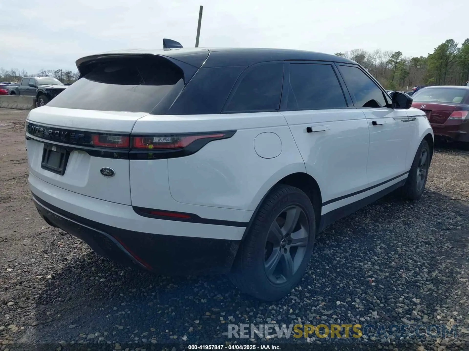 4 fotografías del automóvil dañado SALYJ2EX7MA314254 LAND ROVER RANGE ROVER VELAR 2021