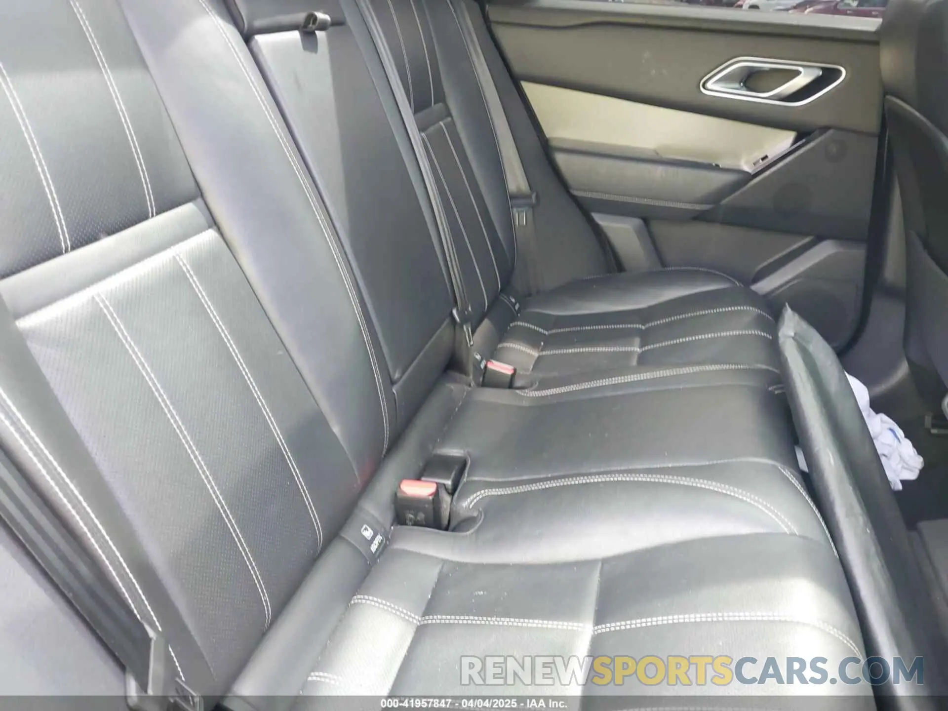 8 fotografías del automóvil dañado SALYJ2EX7MA314254 LAND ROVER RANGE ROVER VELAR 2021