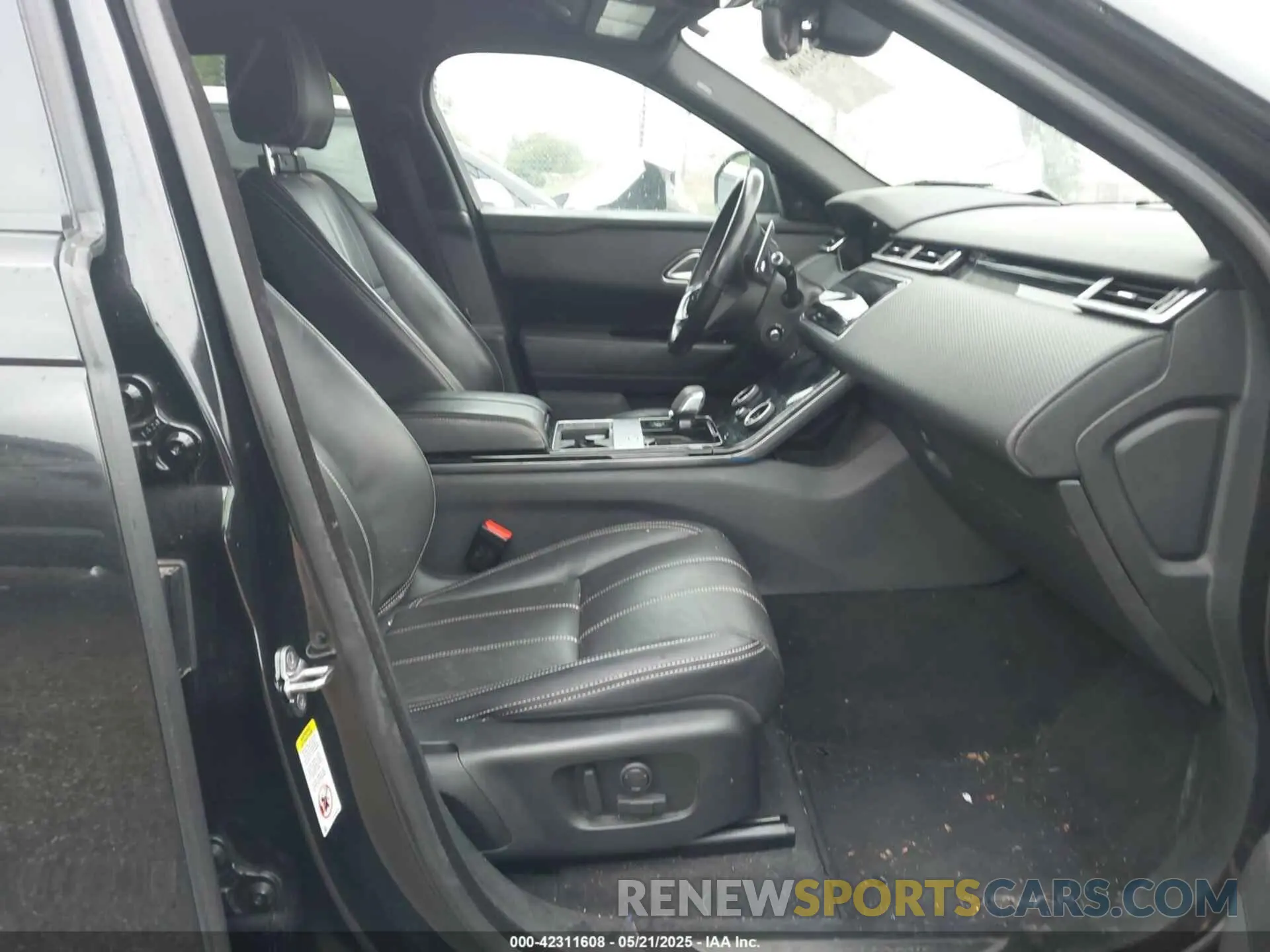 5 fotografías del automóvil dañado SALYT2EU0MA299368 LAND ROVER RANGE ROVER VELAR 2021