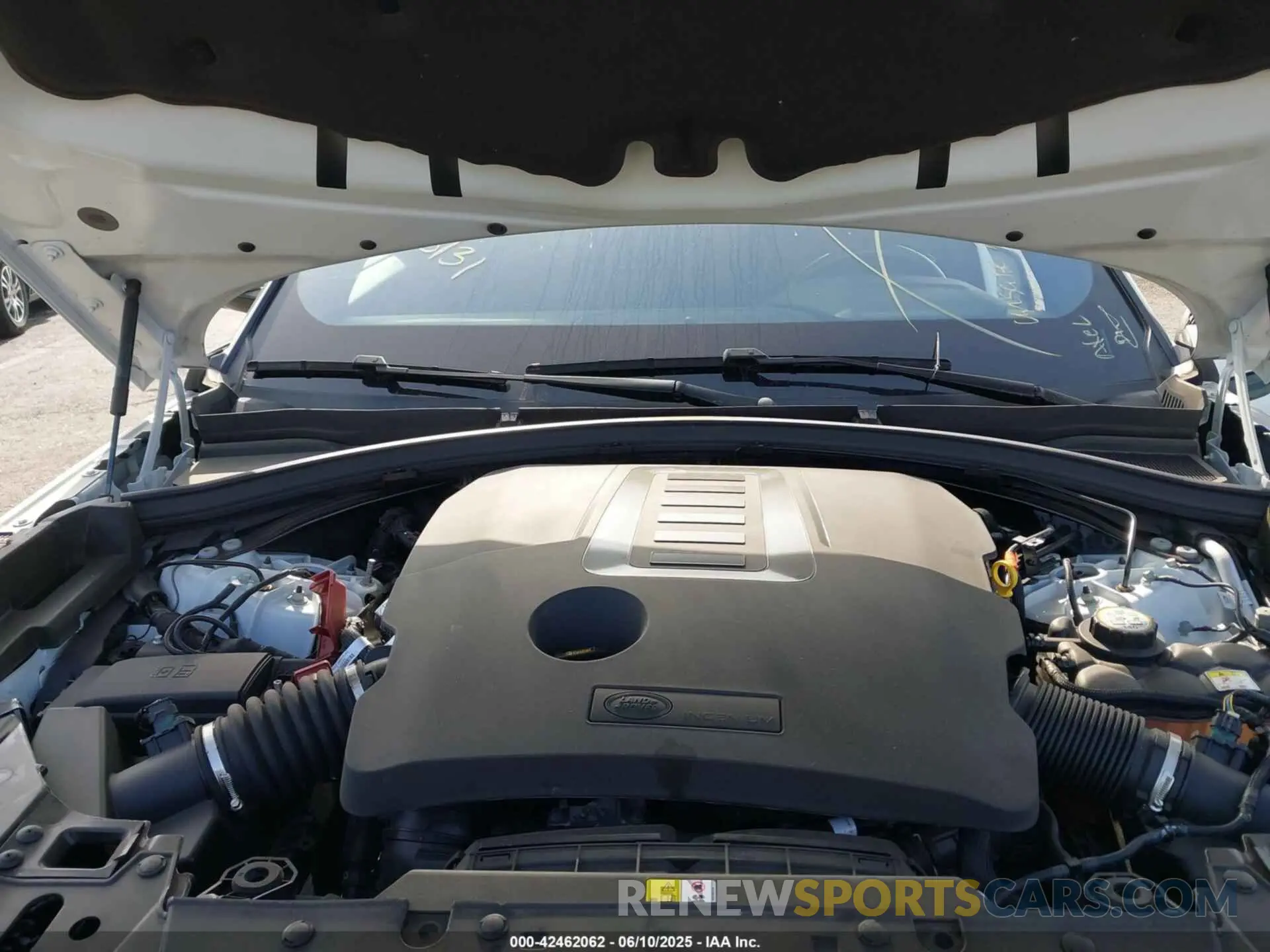 10 fotografías del automóvil dañado SALYT2EU2MA320866 LAND ROVER RANGE ROVER VELAR 2021