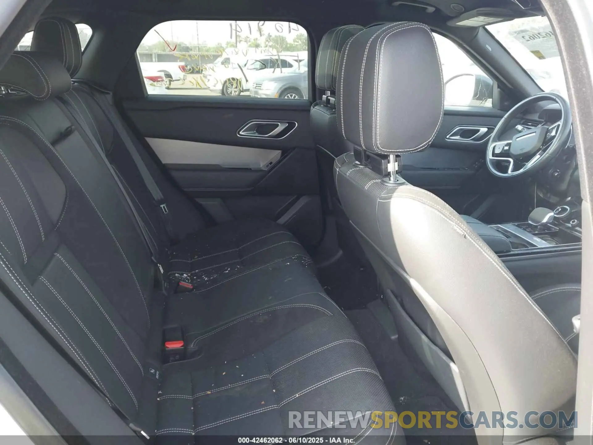 8 fotografías del automóvil dañado SALYT2EU2MA320866 LAND ROVER RANGE ROVER VELAR 2021