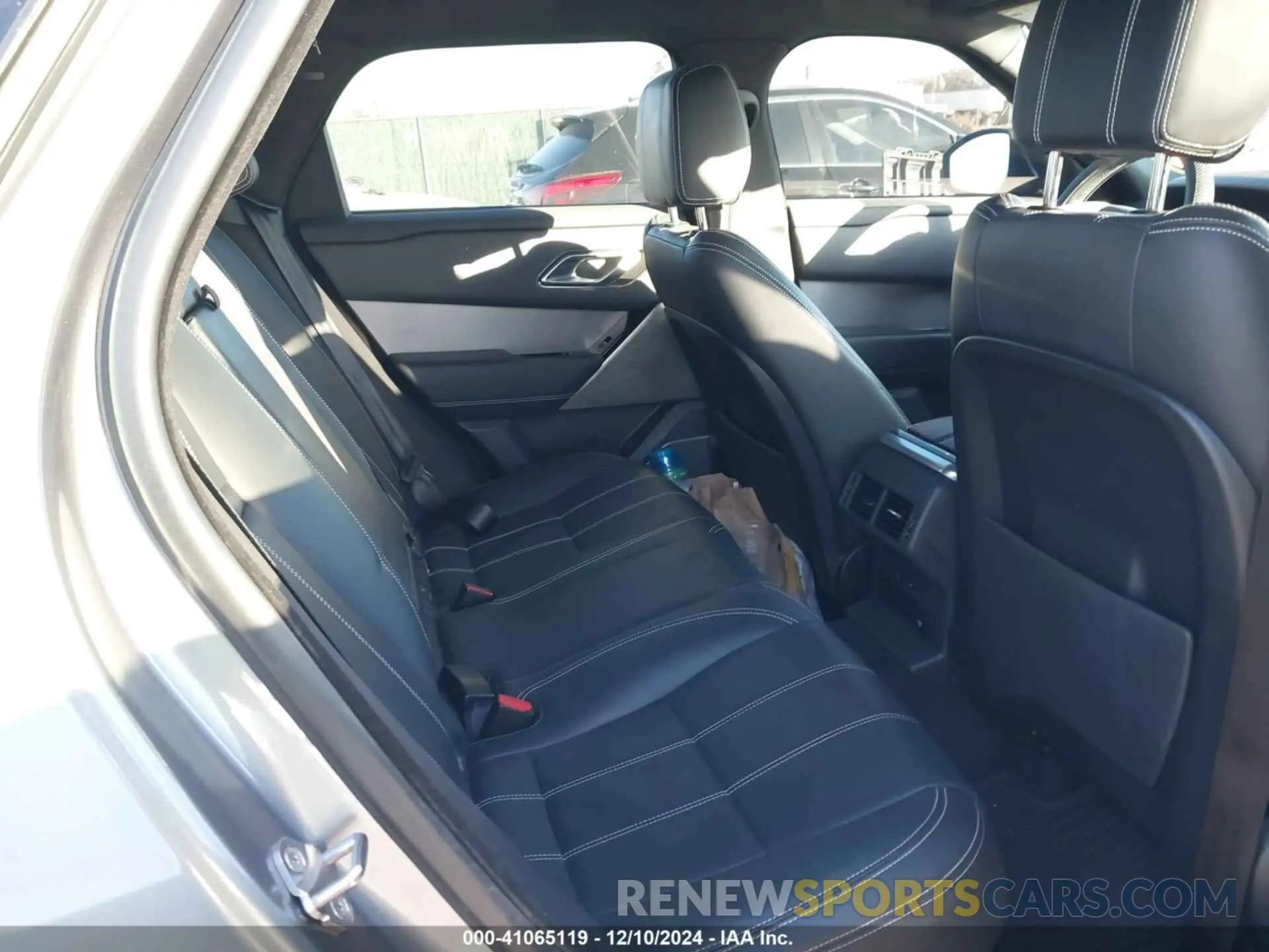 8 fotografías del automóvil dañado SALYT2EU5MA301955 LAND ROVER RANGE ROVER VELAR 2021