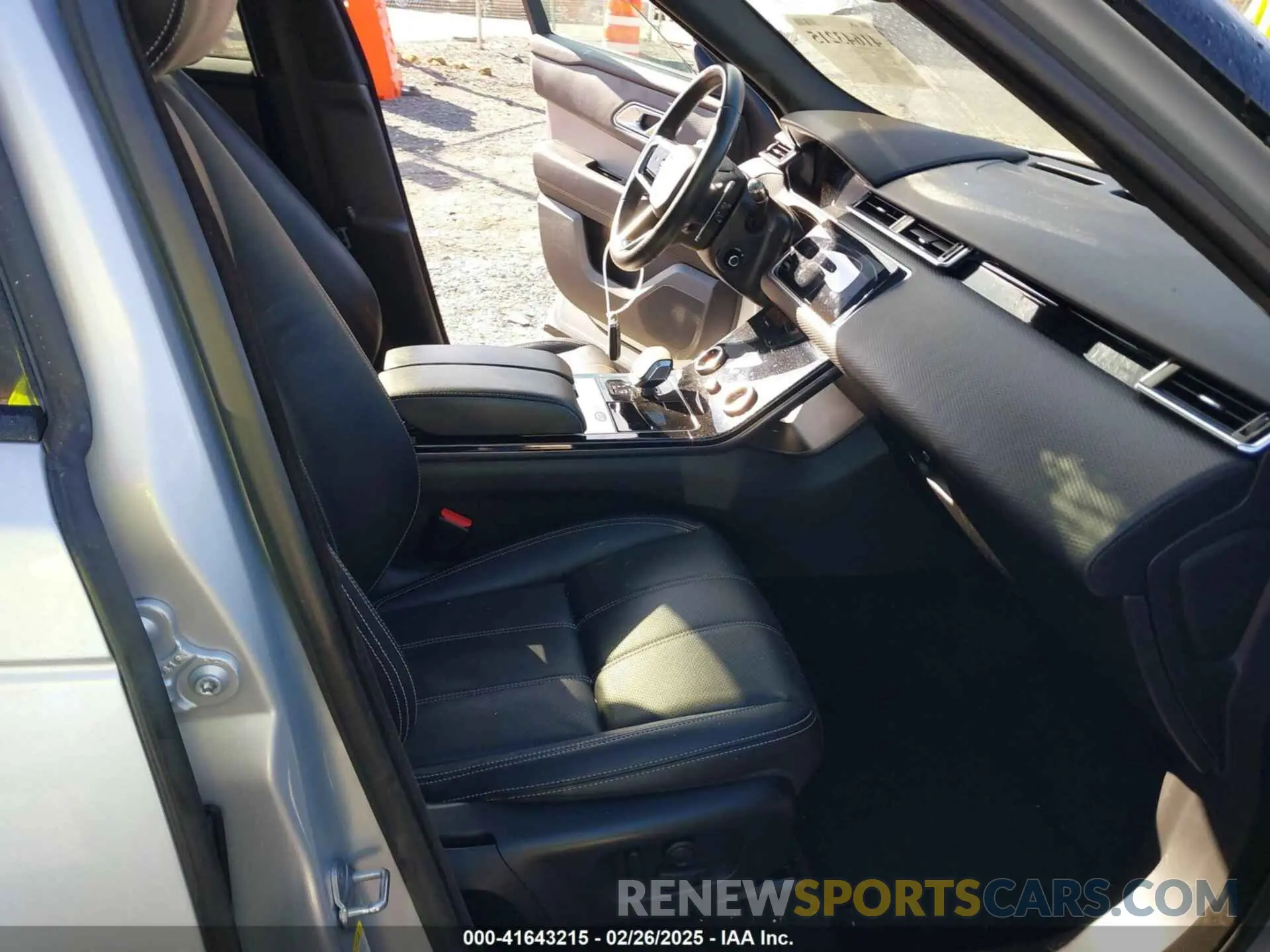 5 fotografías del automóvil dañado SALYT2EX1MA306855 LAND ROVER RANGE ROVER VELAR 2021