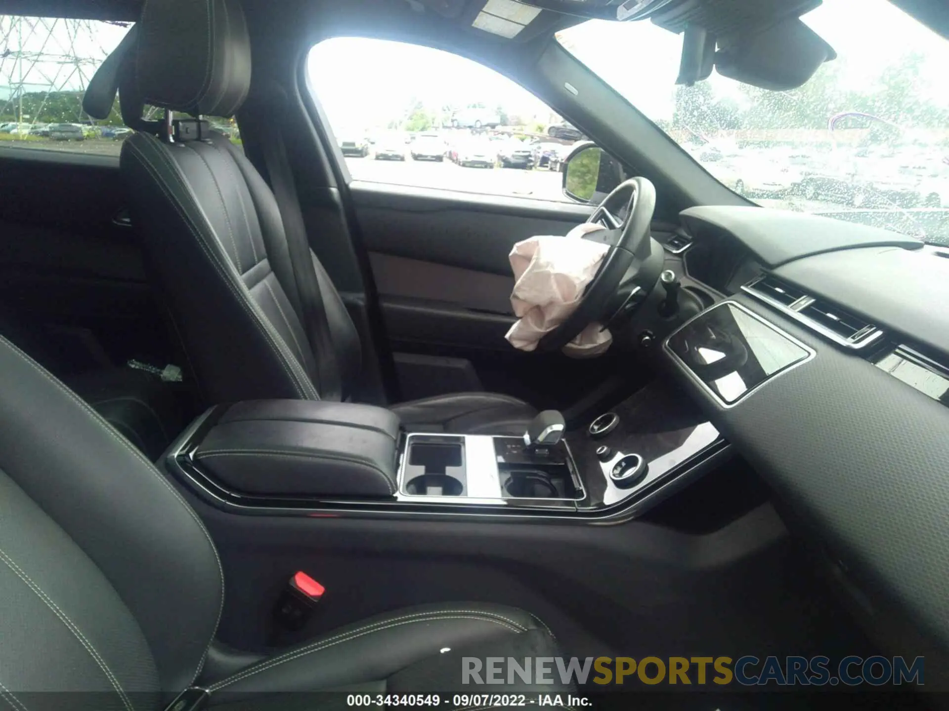 5 fotografías del automóvil dañado SALYT2EX3MA301978 LAND ROVER RANGE ROVER VELAR 2021