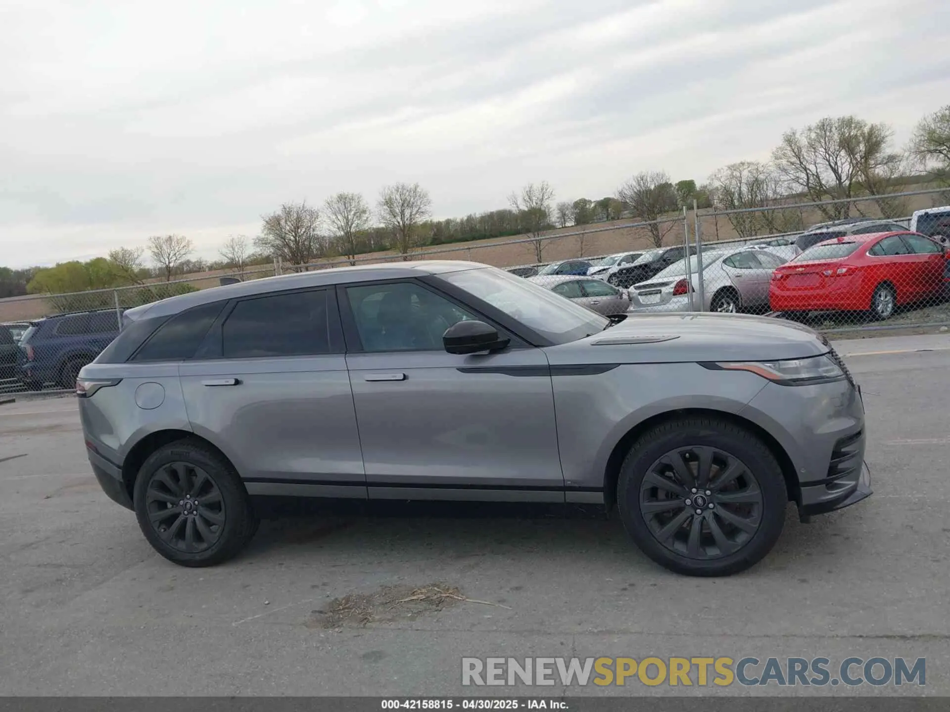 13 fotografías del automóvil dañado SALYT2EX3MA320305 LAND ROVER RANGE ROVER VELAR 2021