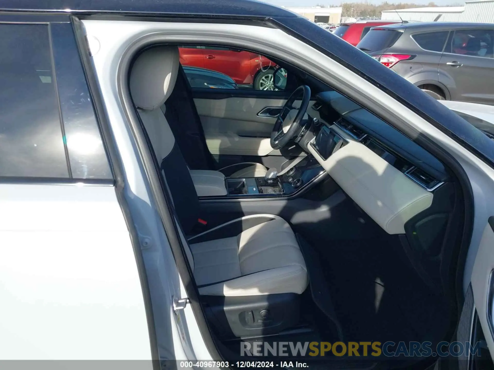 5 fotografías del automóvil dañado SALYT2EX7MA316967 LAND ROVER RANGE ROVER VELAR 2021