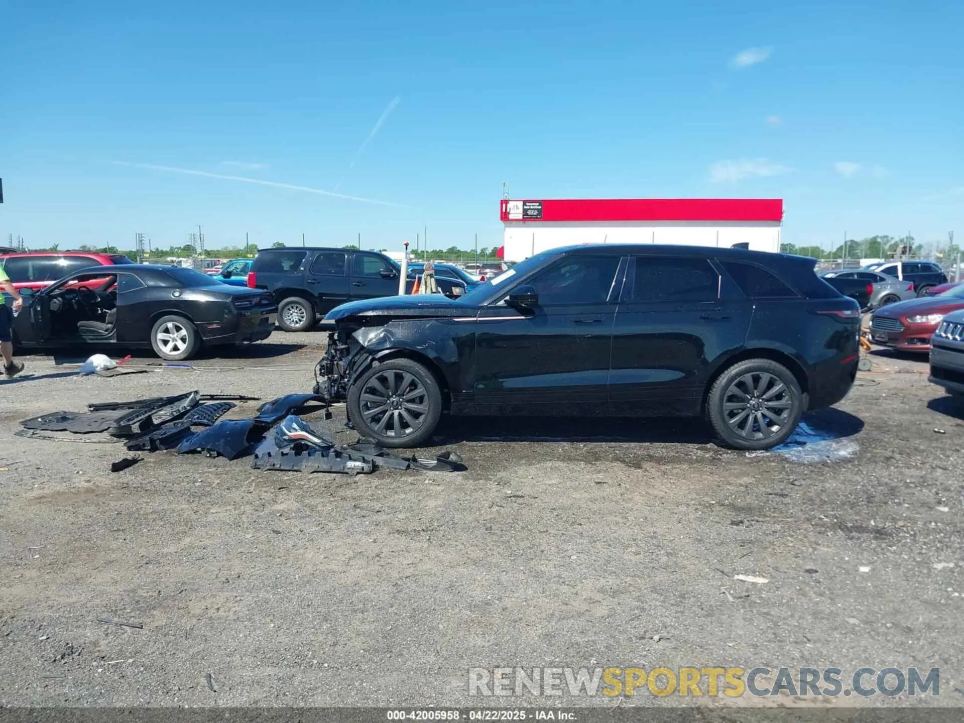 14 fotografías del automóvil dañado SALYT2EX8MA298026 LAND ROVER RANGE ROVER VELAR 2021