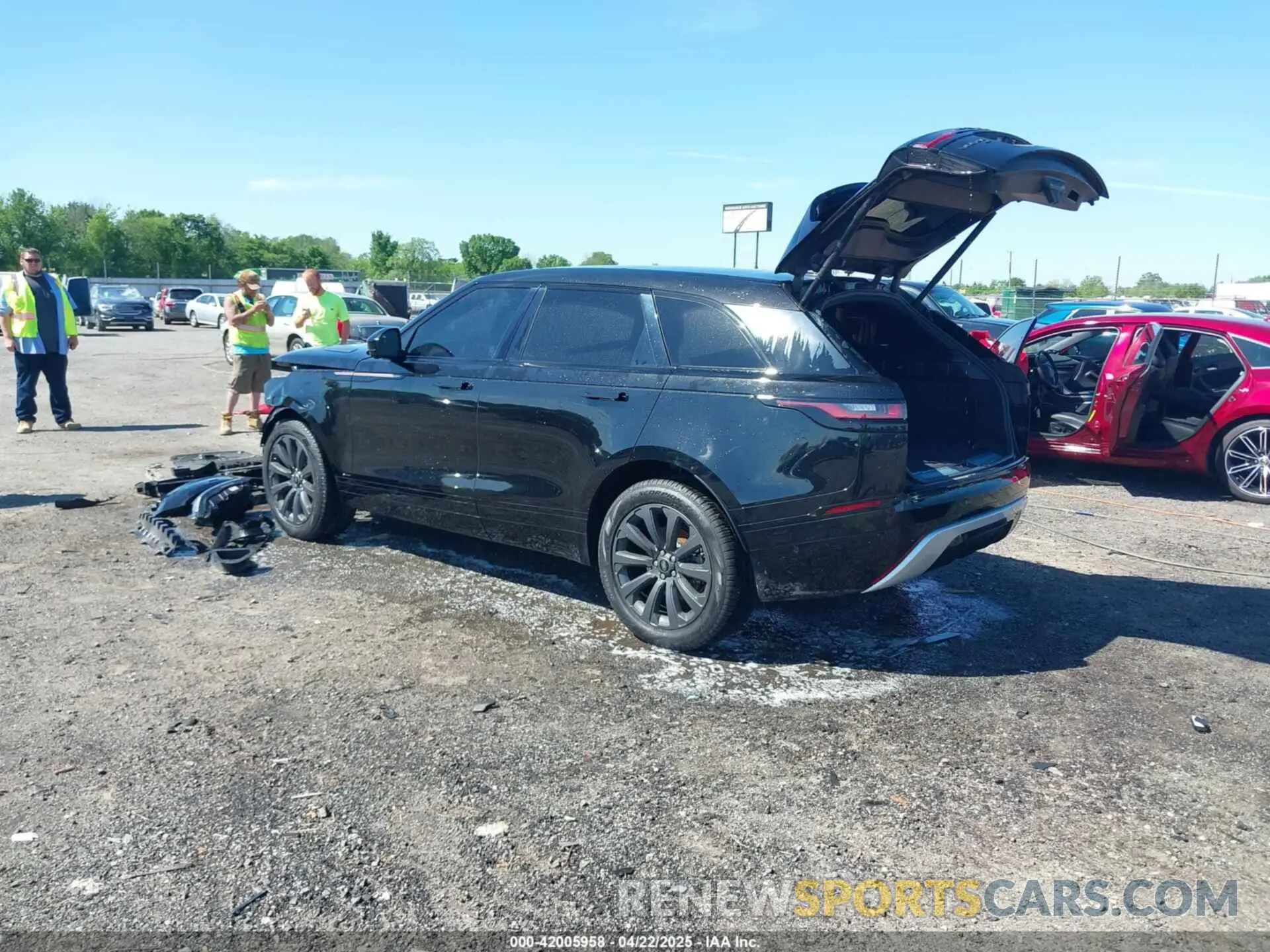 3 fotografías del automóvil dañado SALYT2EX8MA298026 LAND ROVER RANGE ROVER VELAR 2021