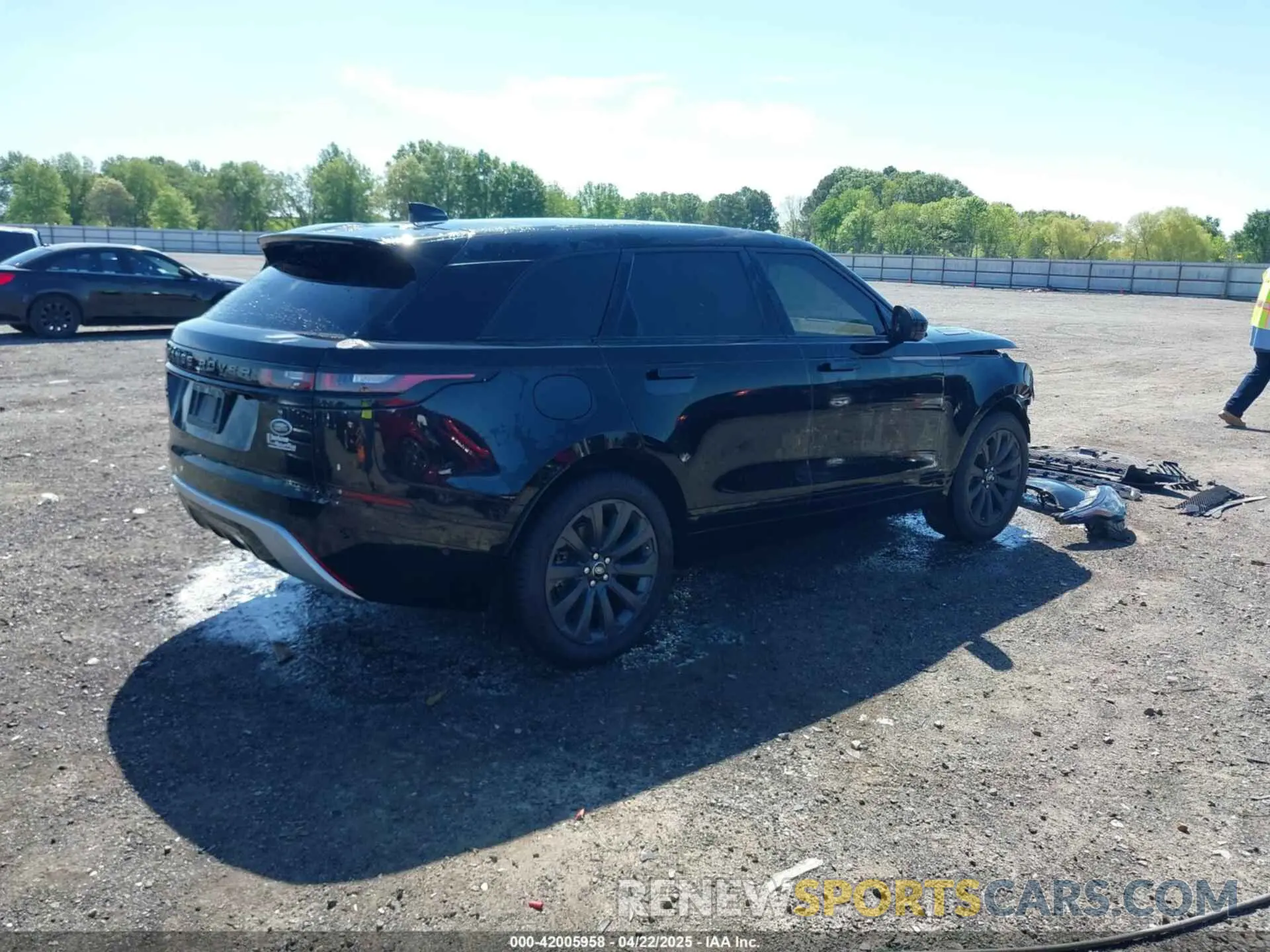4 fotografías del automóvil dañado SALYT2EX8MA298026 LAND ROVER RANGE ROVER VELAR 2021
